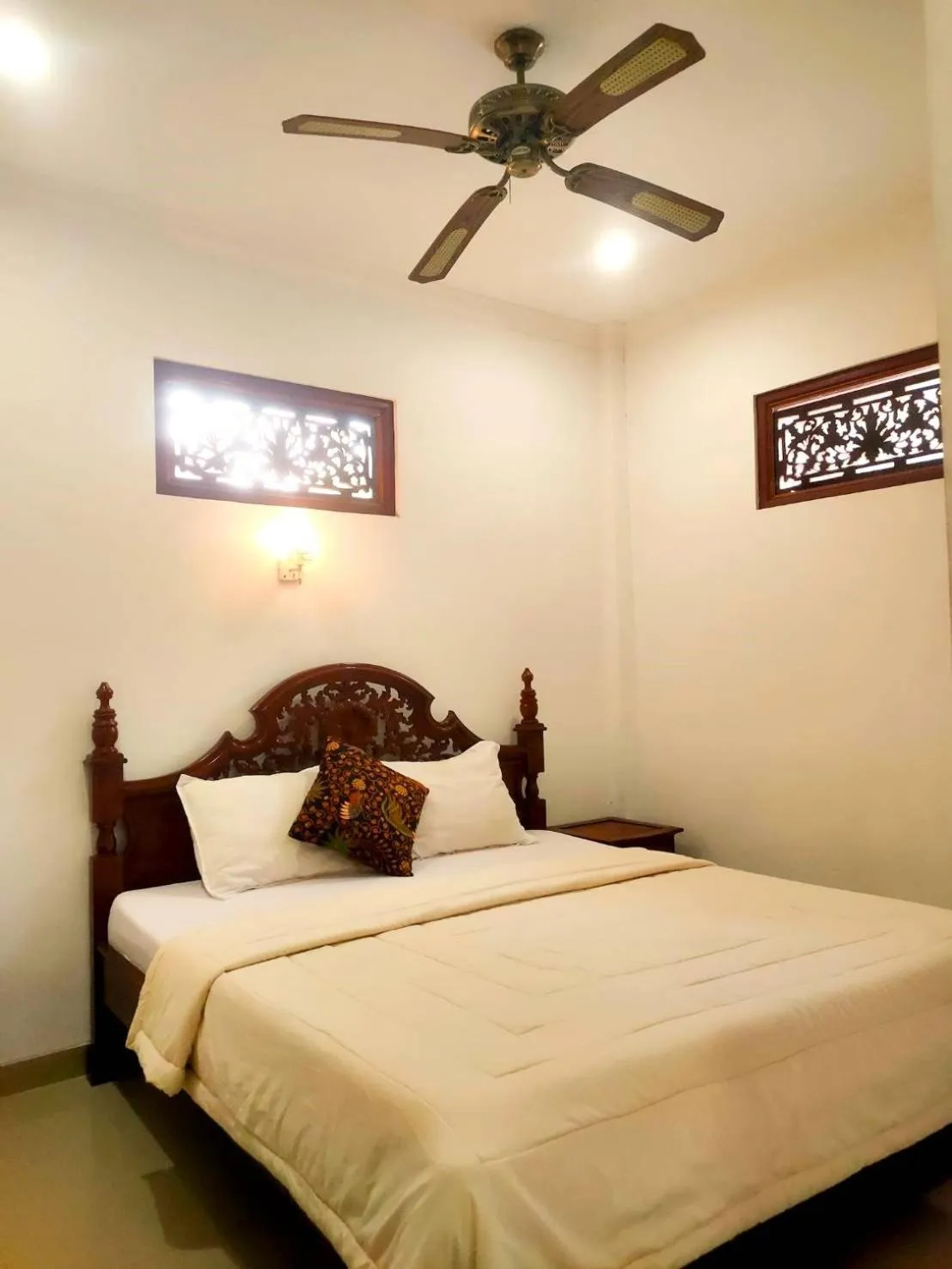 Bed in Candra Asri Bungalow! Free Early Check In!