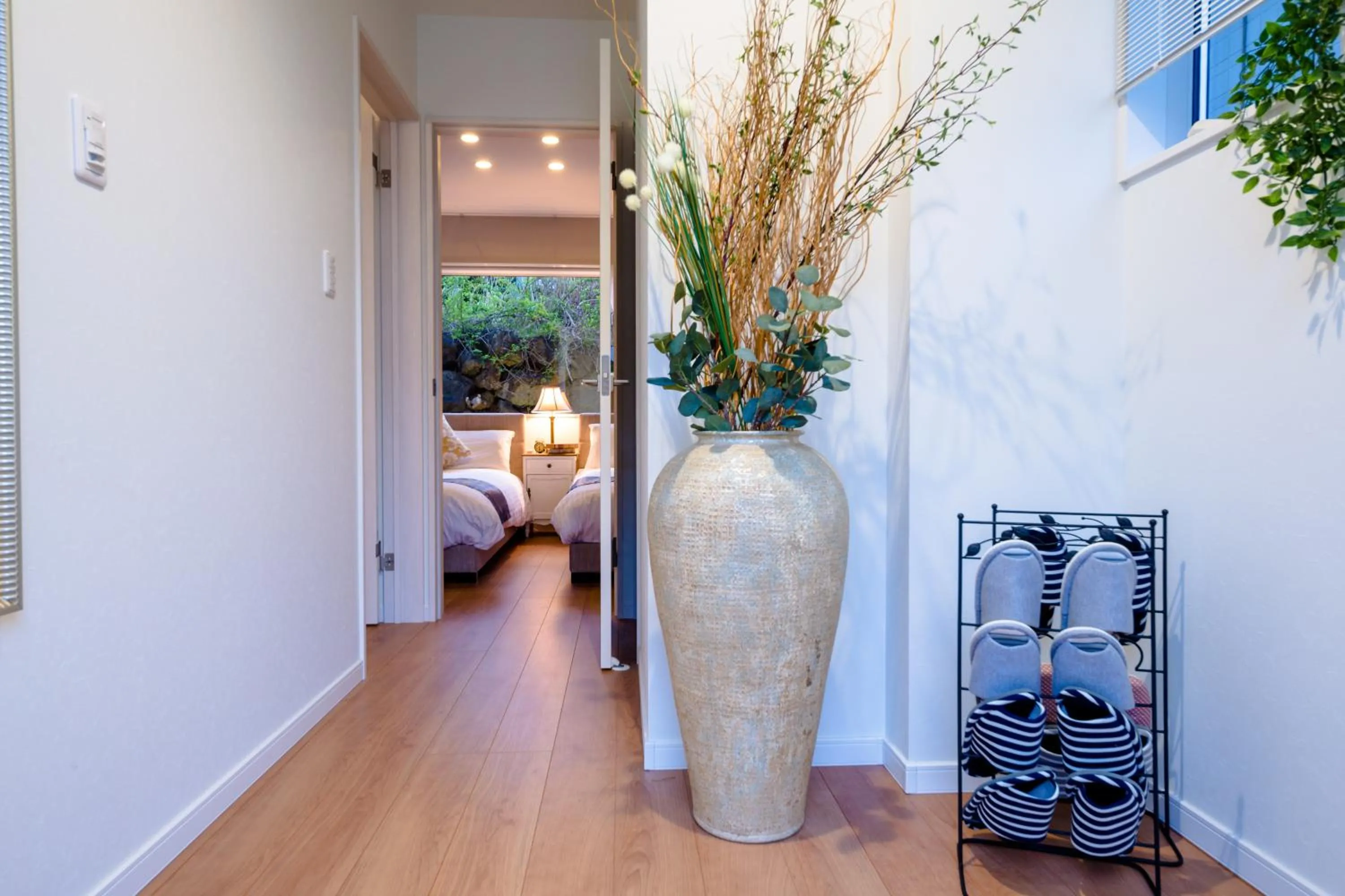 Facade/entrance in Villa Hanasaku Fujikawaguchiko B