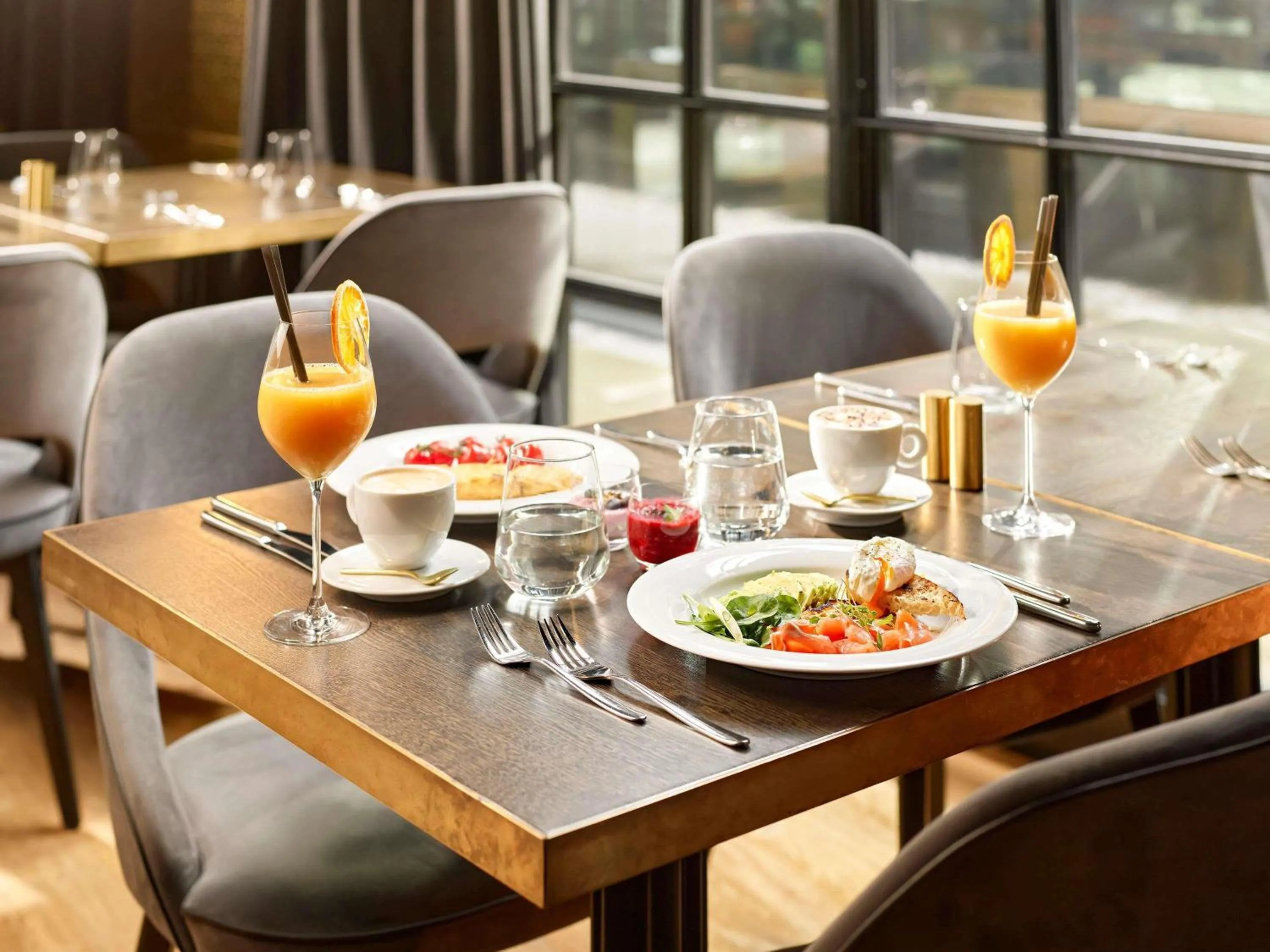 Restaurant/places to eat in Mövenpick Zagreb