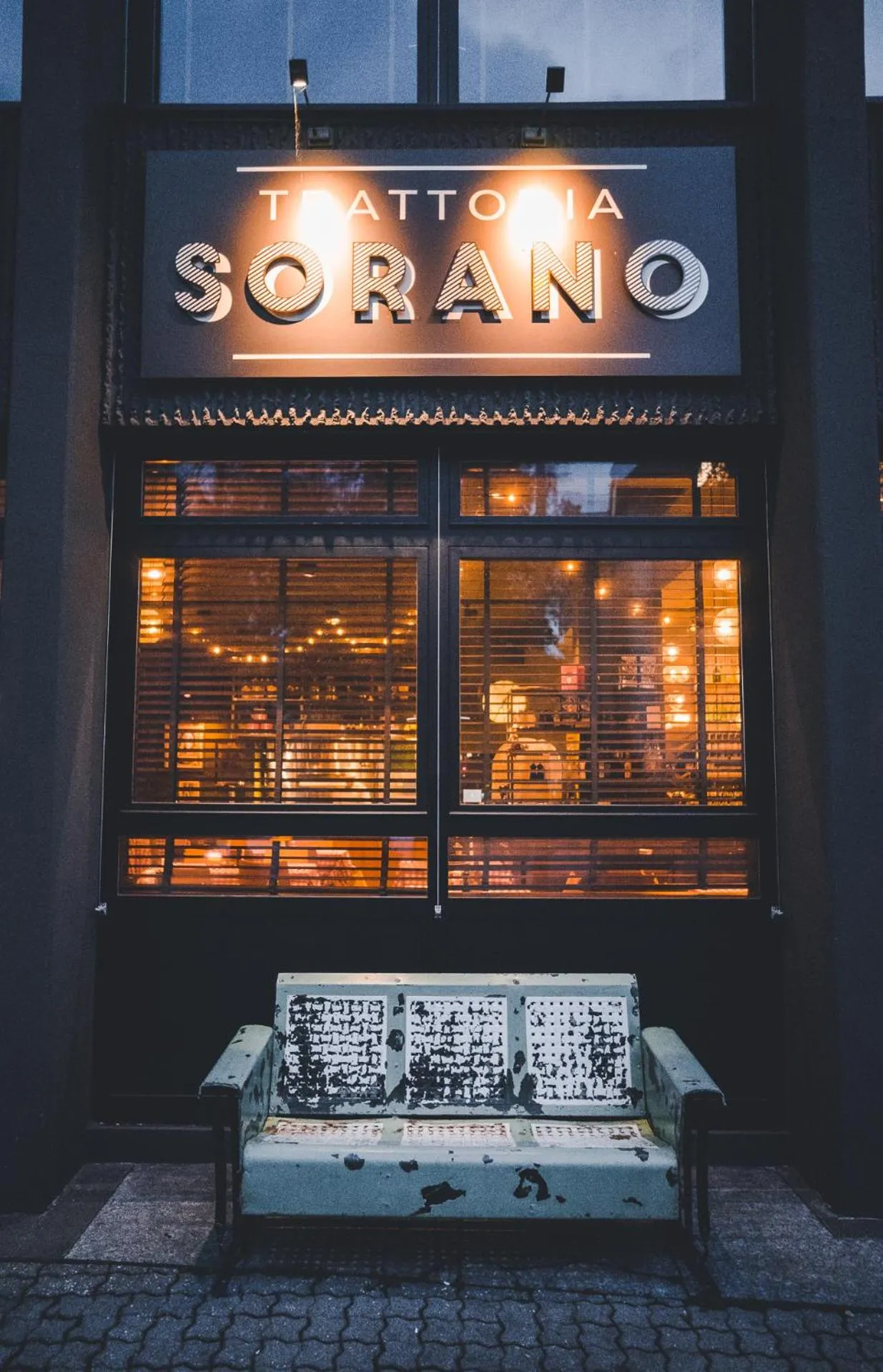 Restaurant/places to eat in Hotel Luis