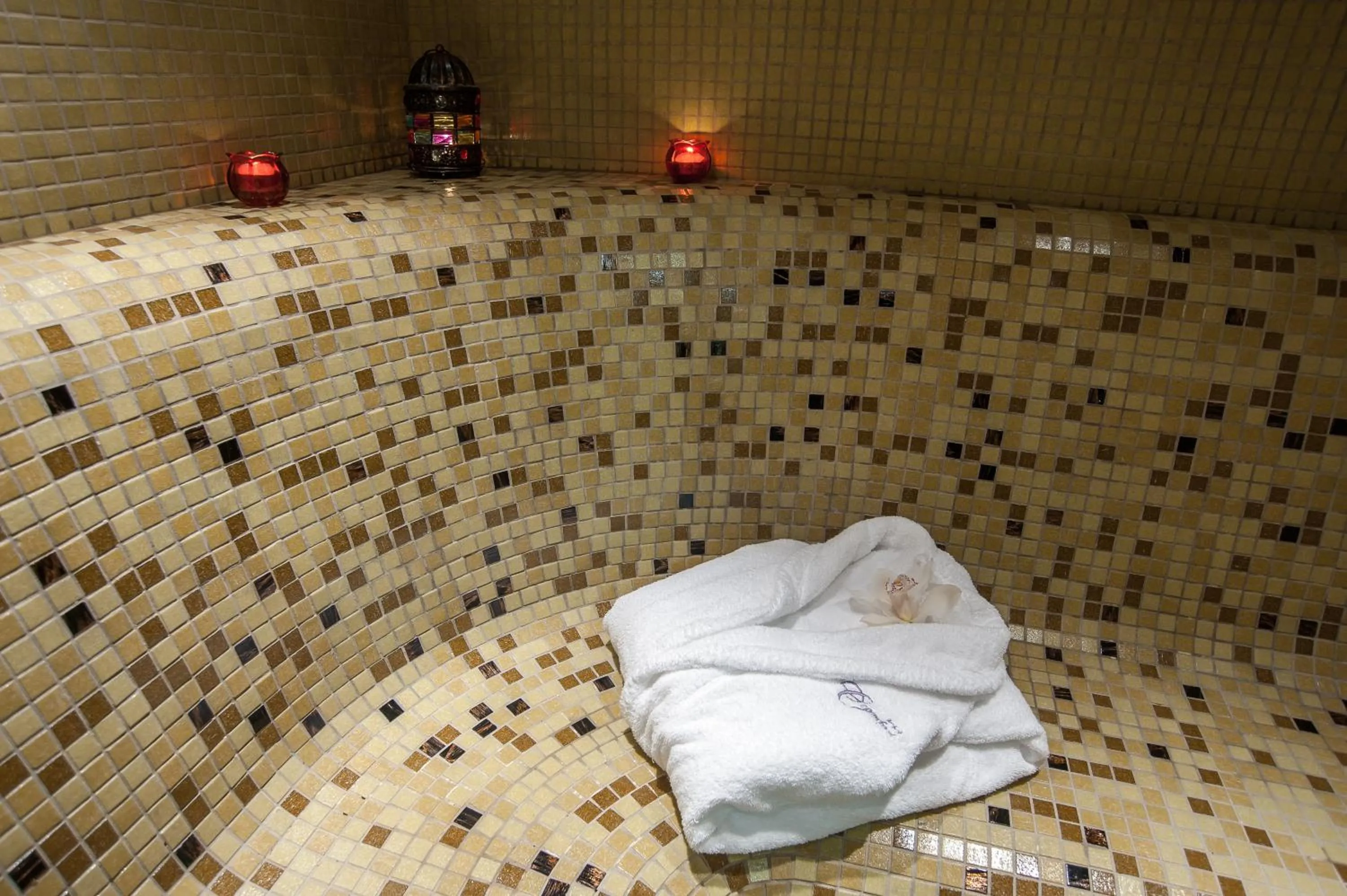 Bed in C Comfort Hotel & Wellness