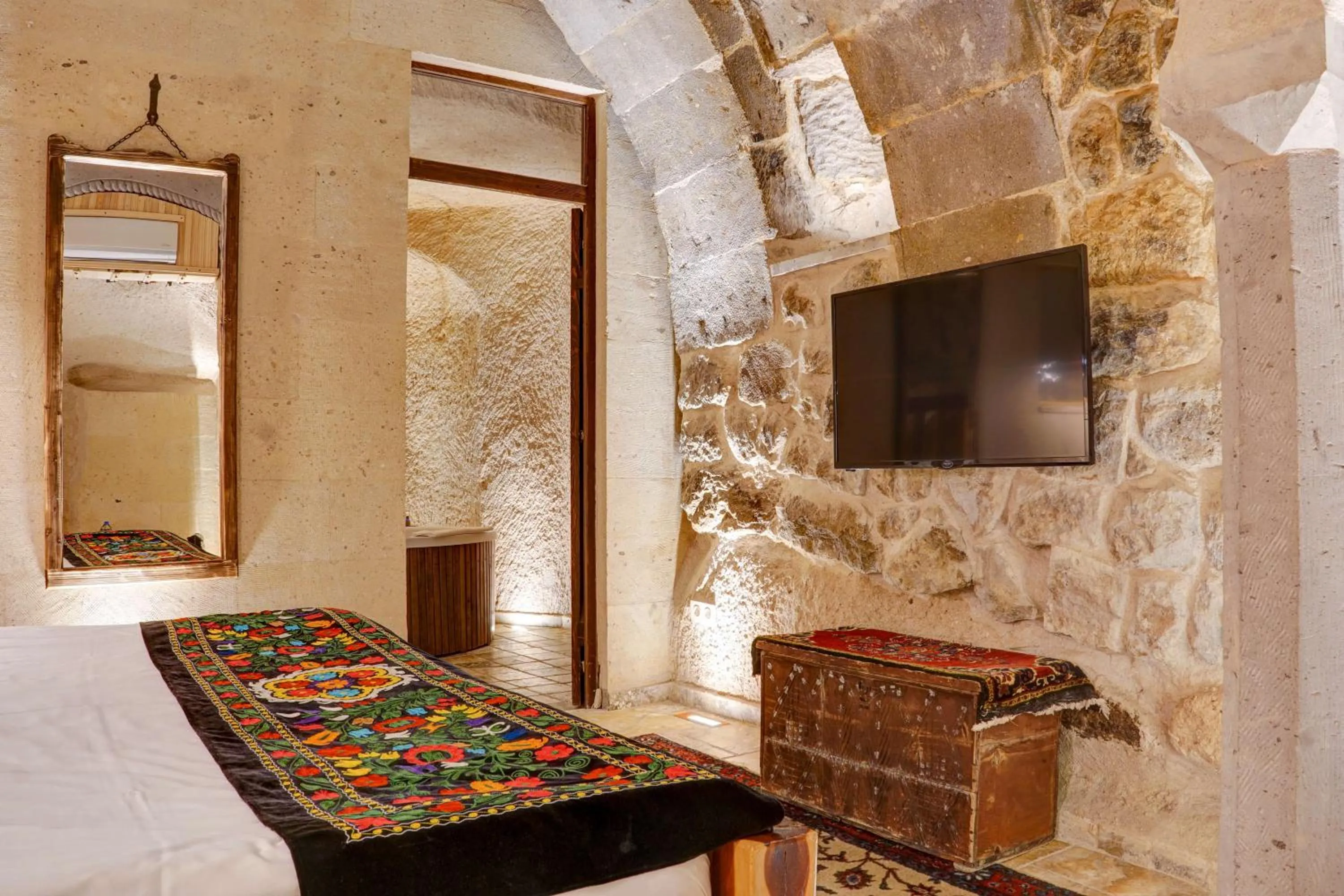 TV and multimedia in Petra Inn Cappadocia Luxury