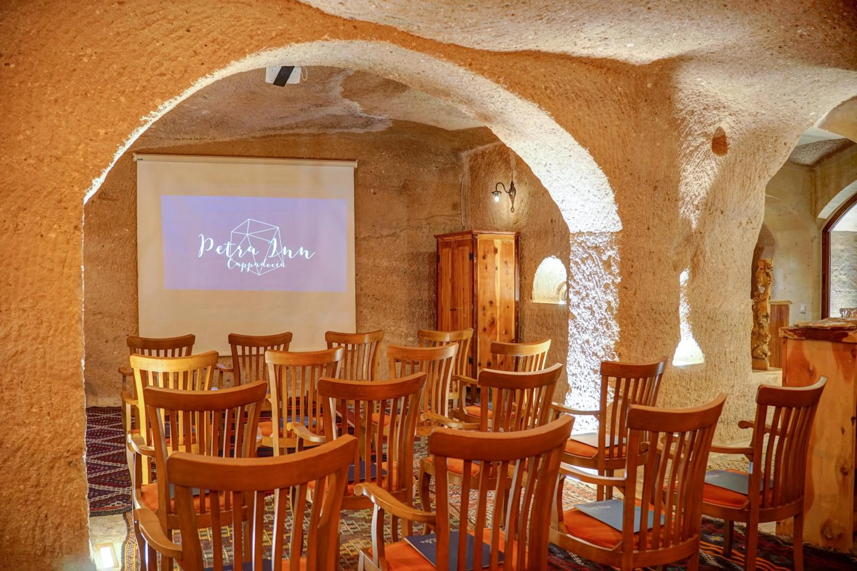 Meeting/conference room in Petra Inn Cappadocia Luxury