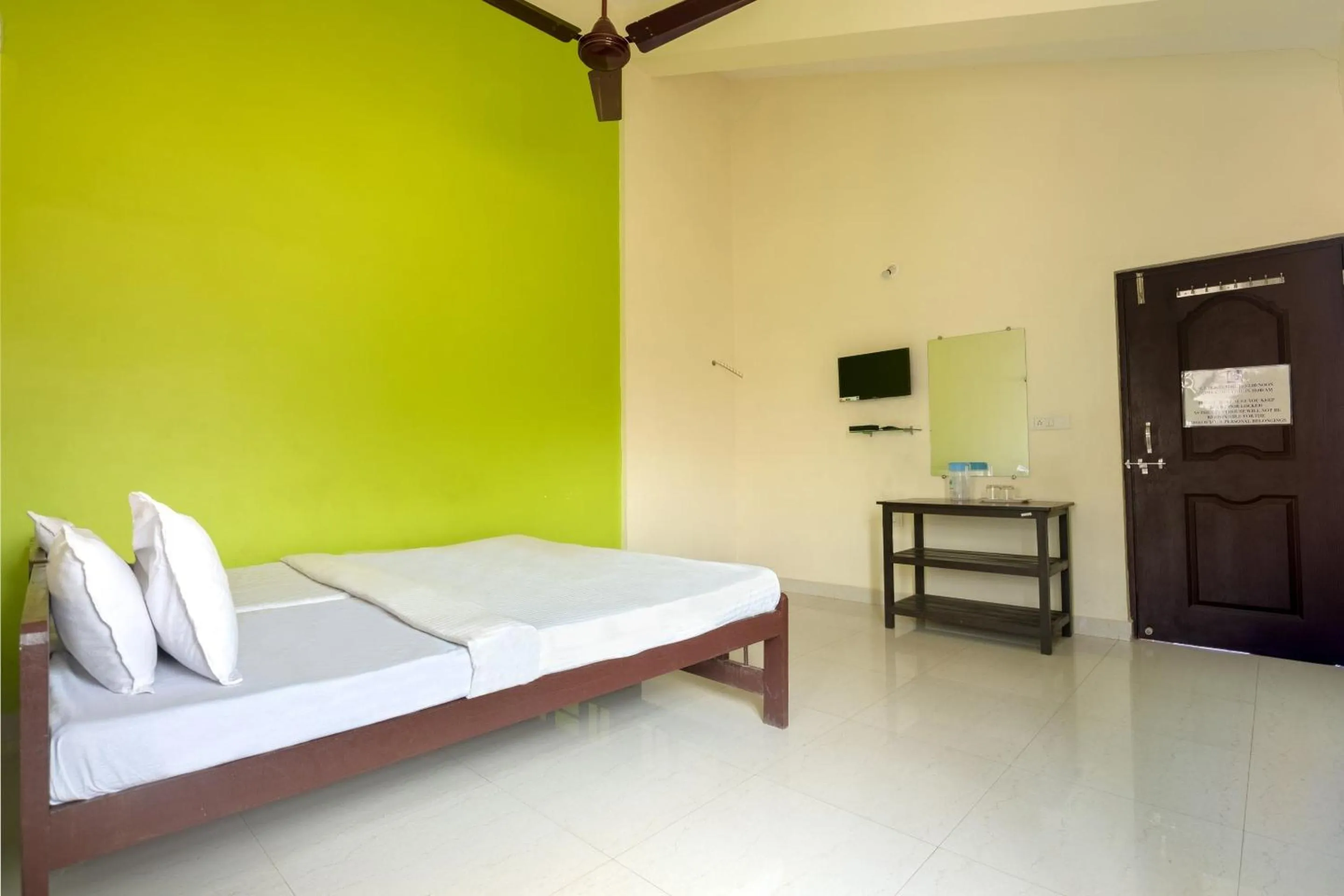 Bedroom, Bed in SPOT ON PS Guest House