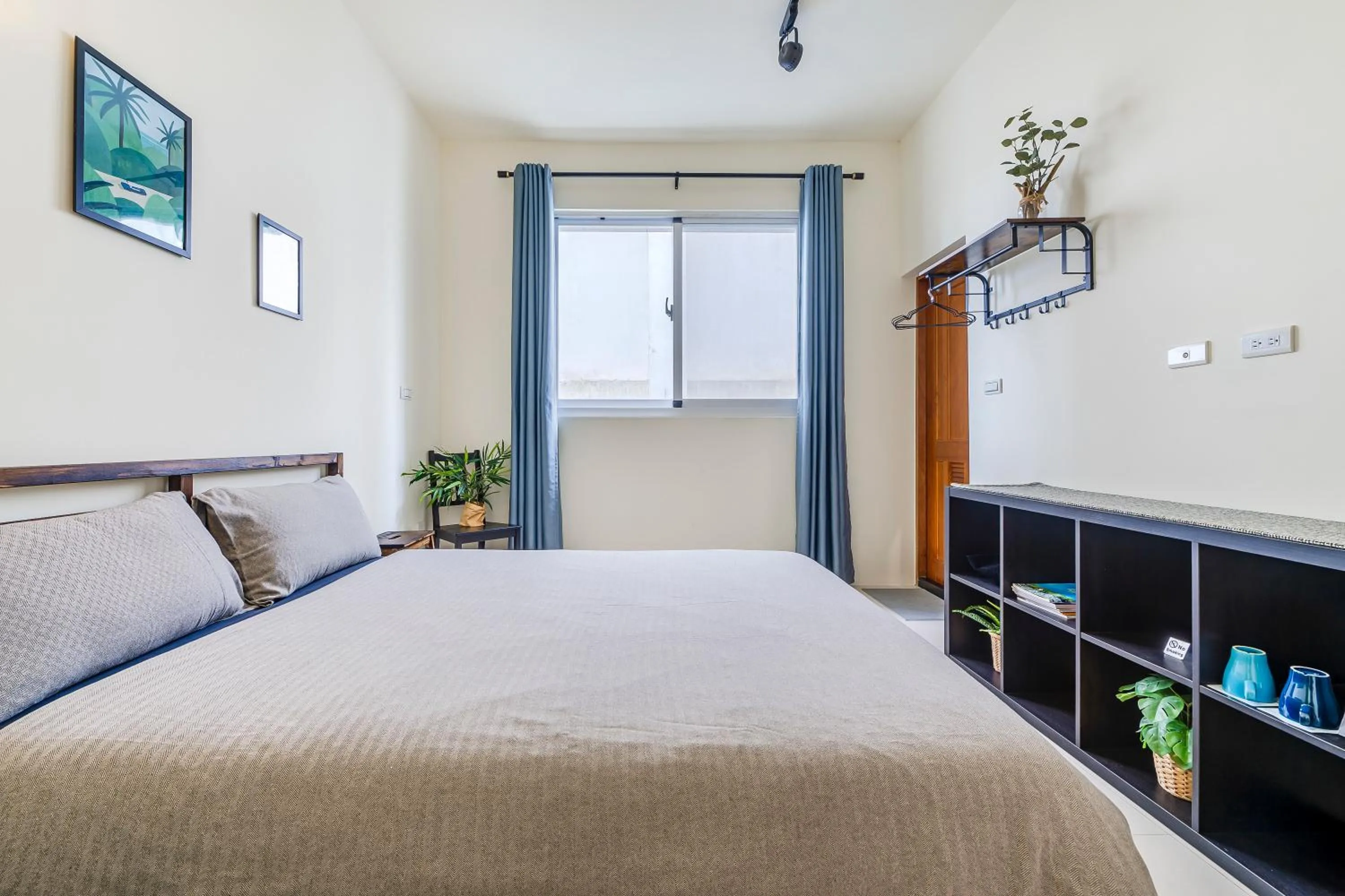 Bedroom, Bed in Surf house
