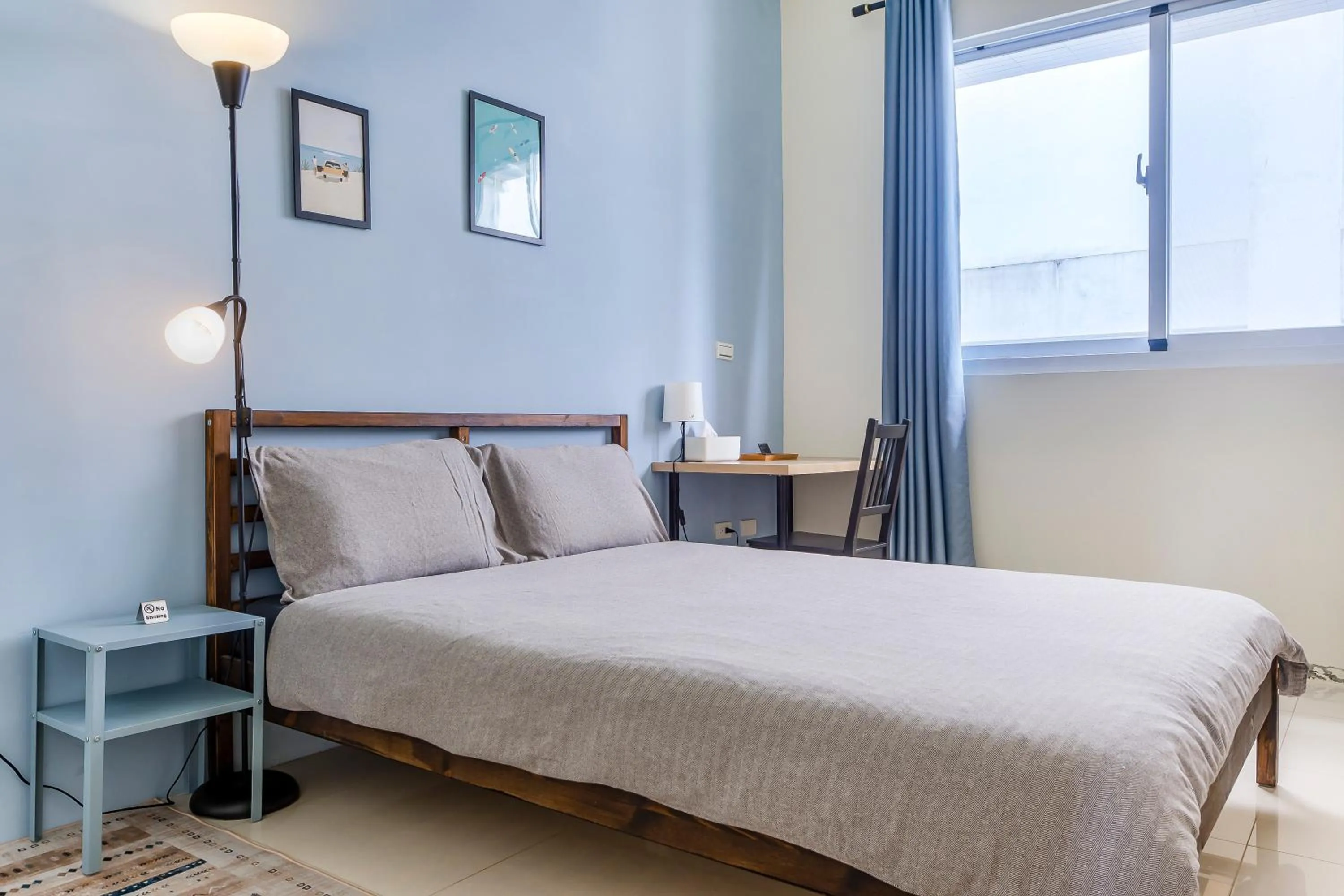 Photo of the whole room, Bed in Surf house