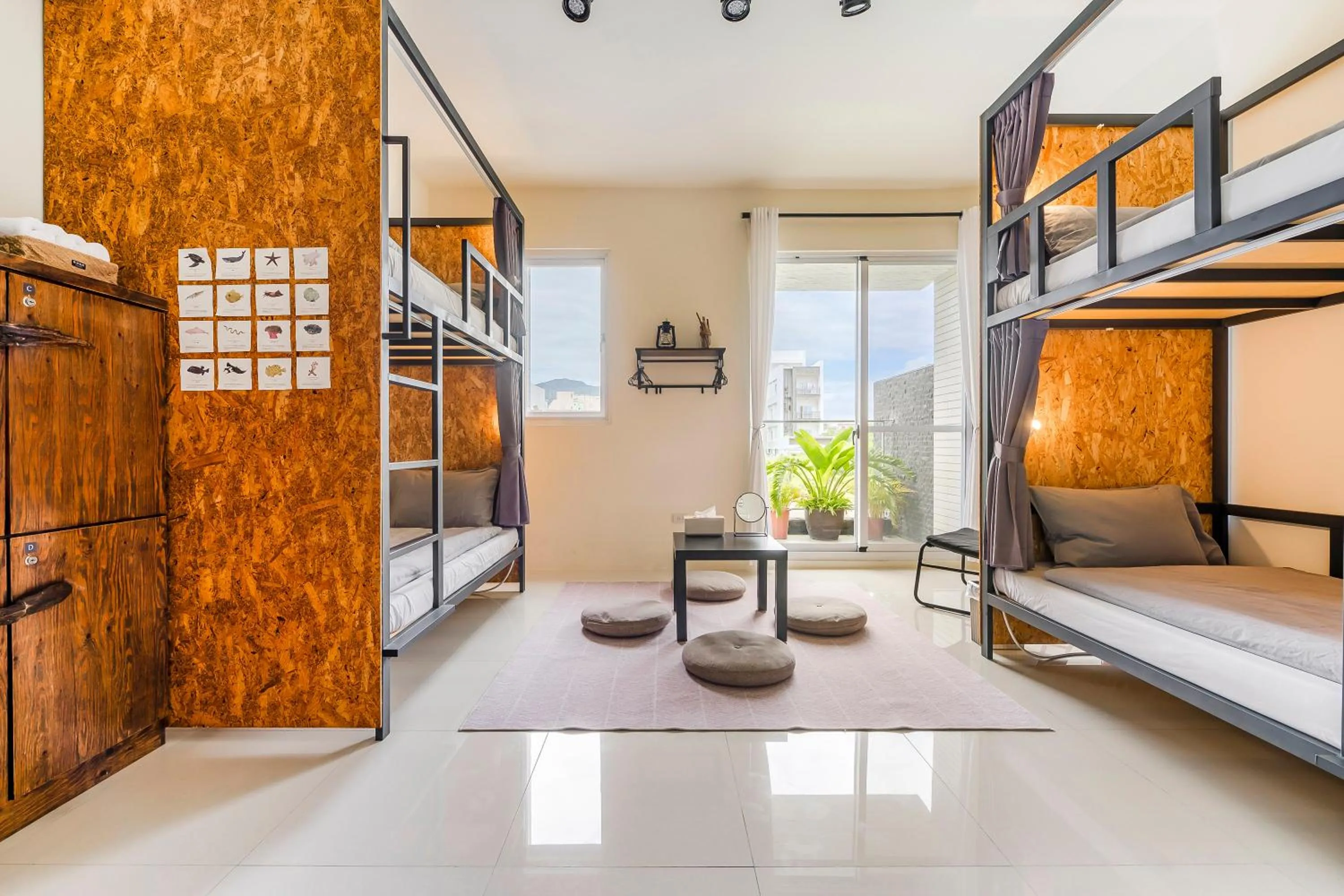 Photo of the whole room, Bed in Surf house