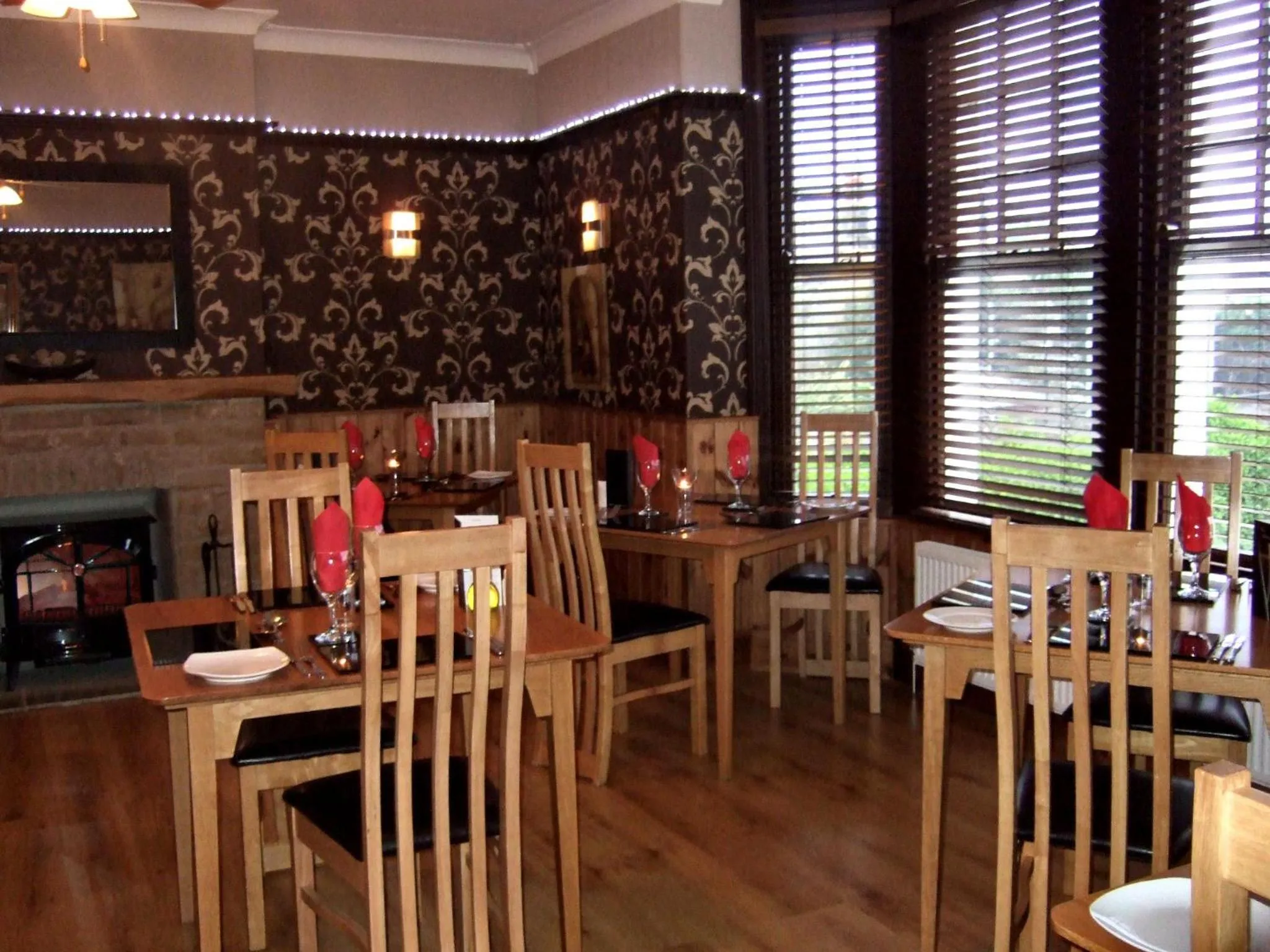 Restaurant/places to eat in Grosvenor Hotel