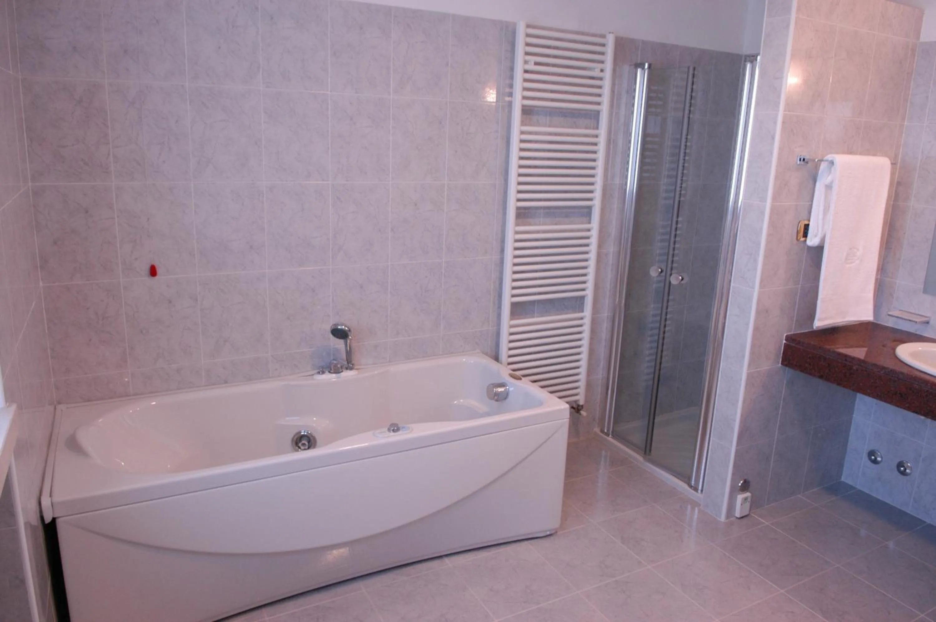 Bathroom in Pilgrim's Hotel