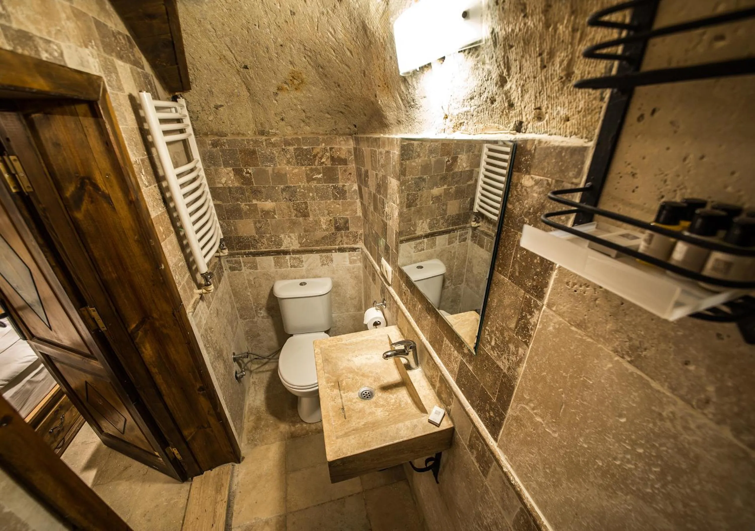 Shower in Harkasos Cave Hotel