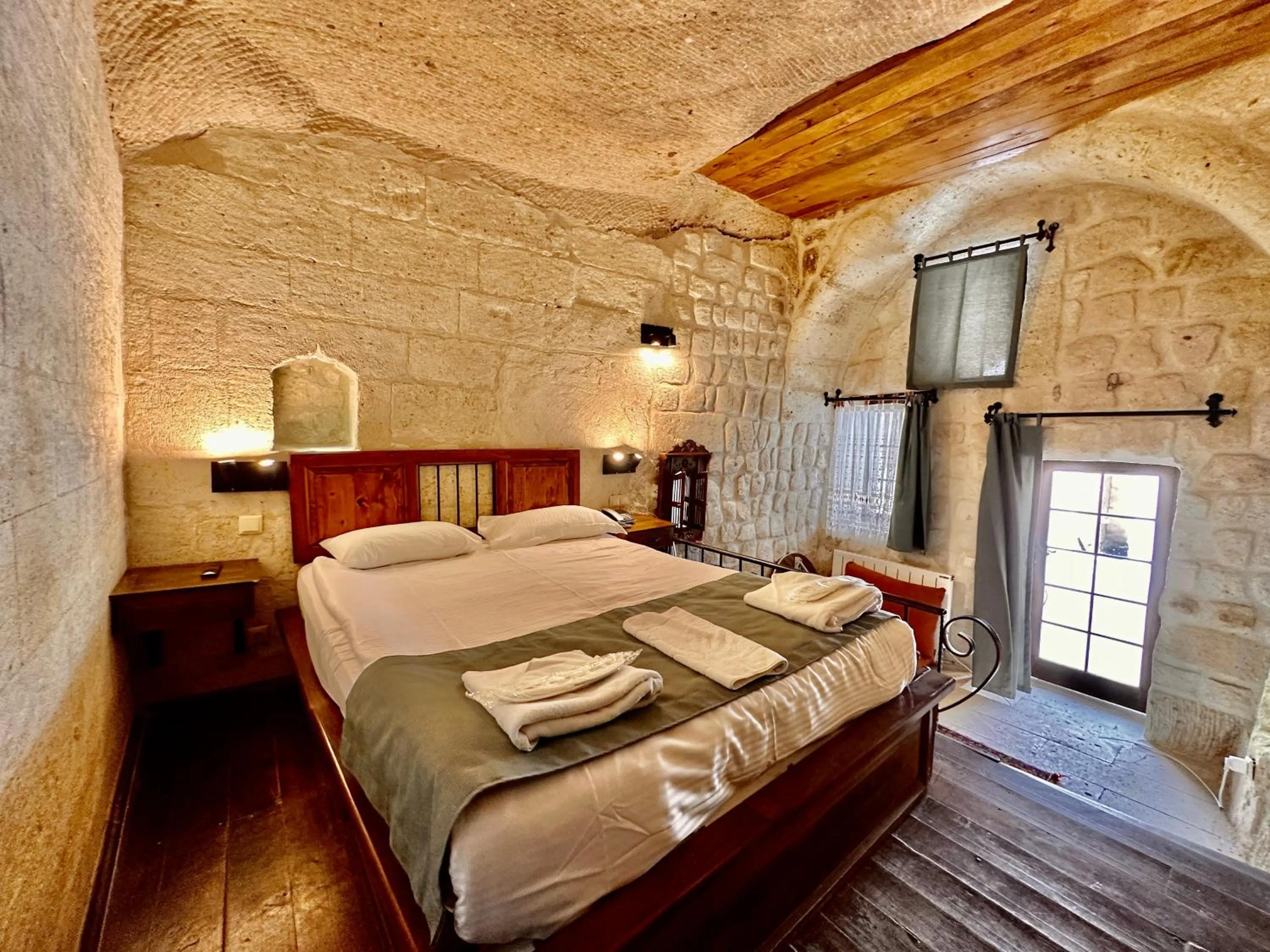 Photo of the whole room in Harkasos Cave Hotel