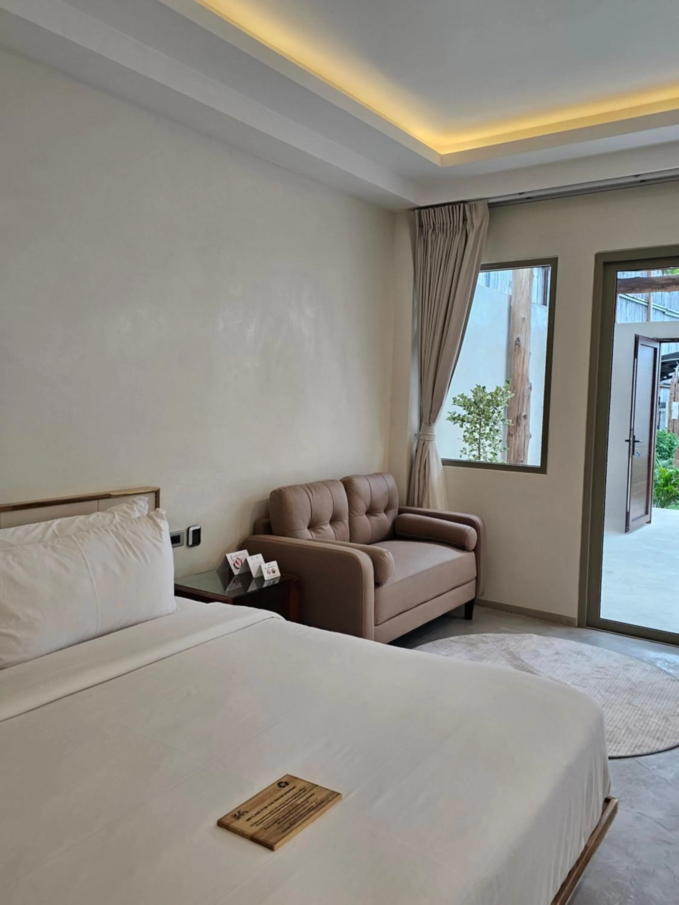 Bedroom, Bed in KC Beach Club & Pool Villas