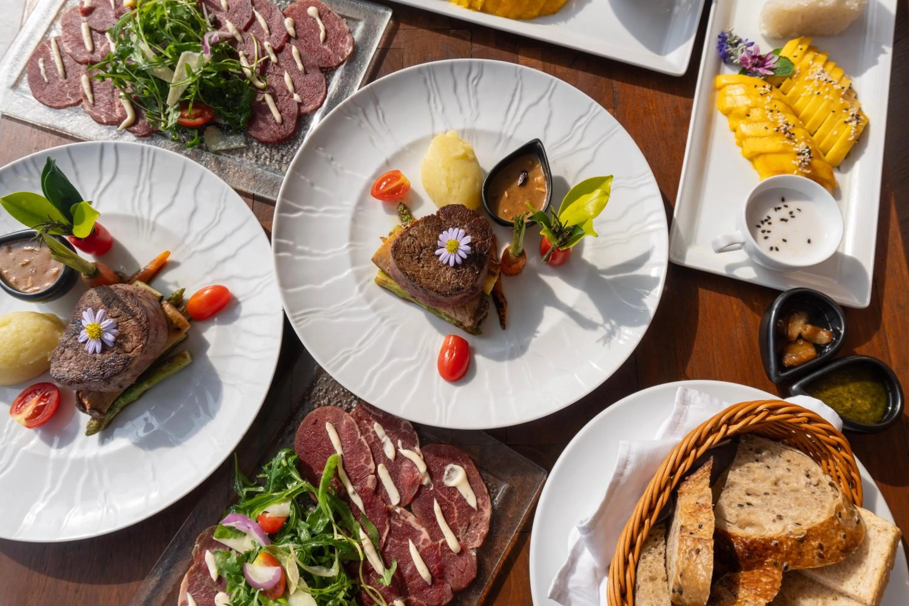 Food in KC Beach Club & Pool Villas