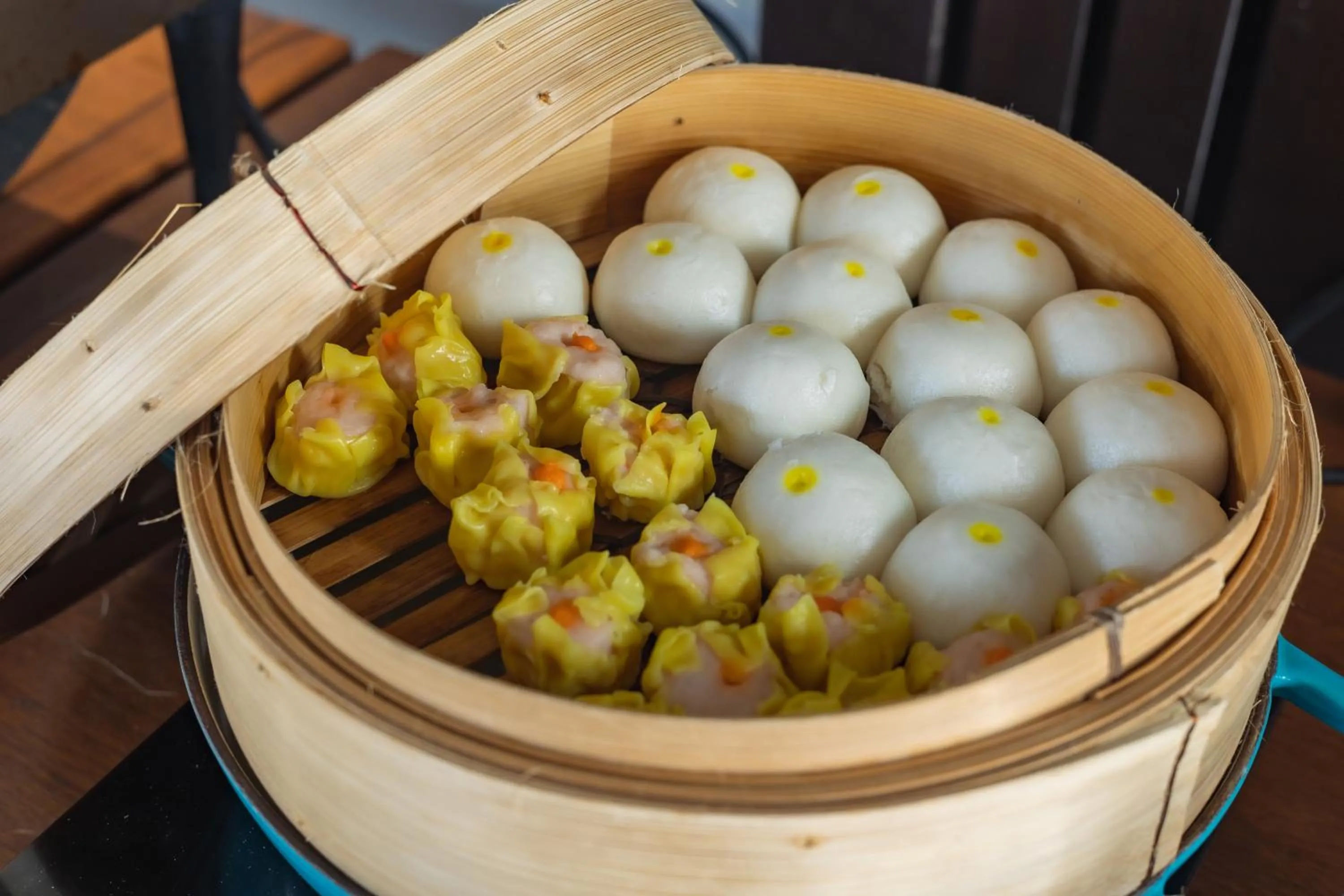 Food and drinks in KC Beach Club & Pool Villas