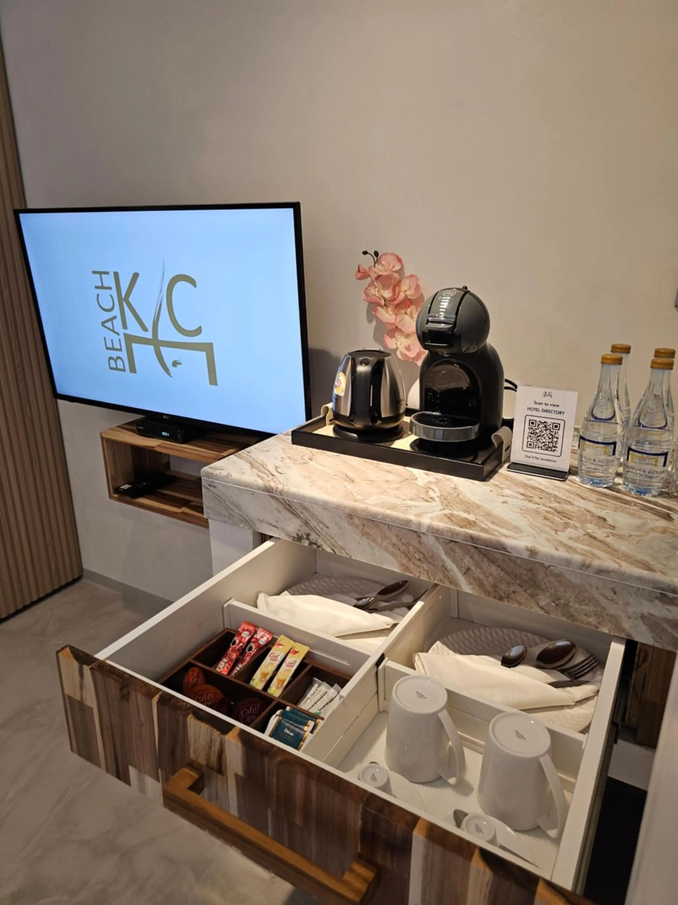 Coffee/tea facilities in KC Beach Club & Pool Villas