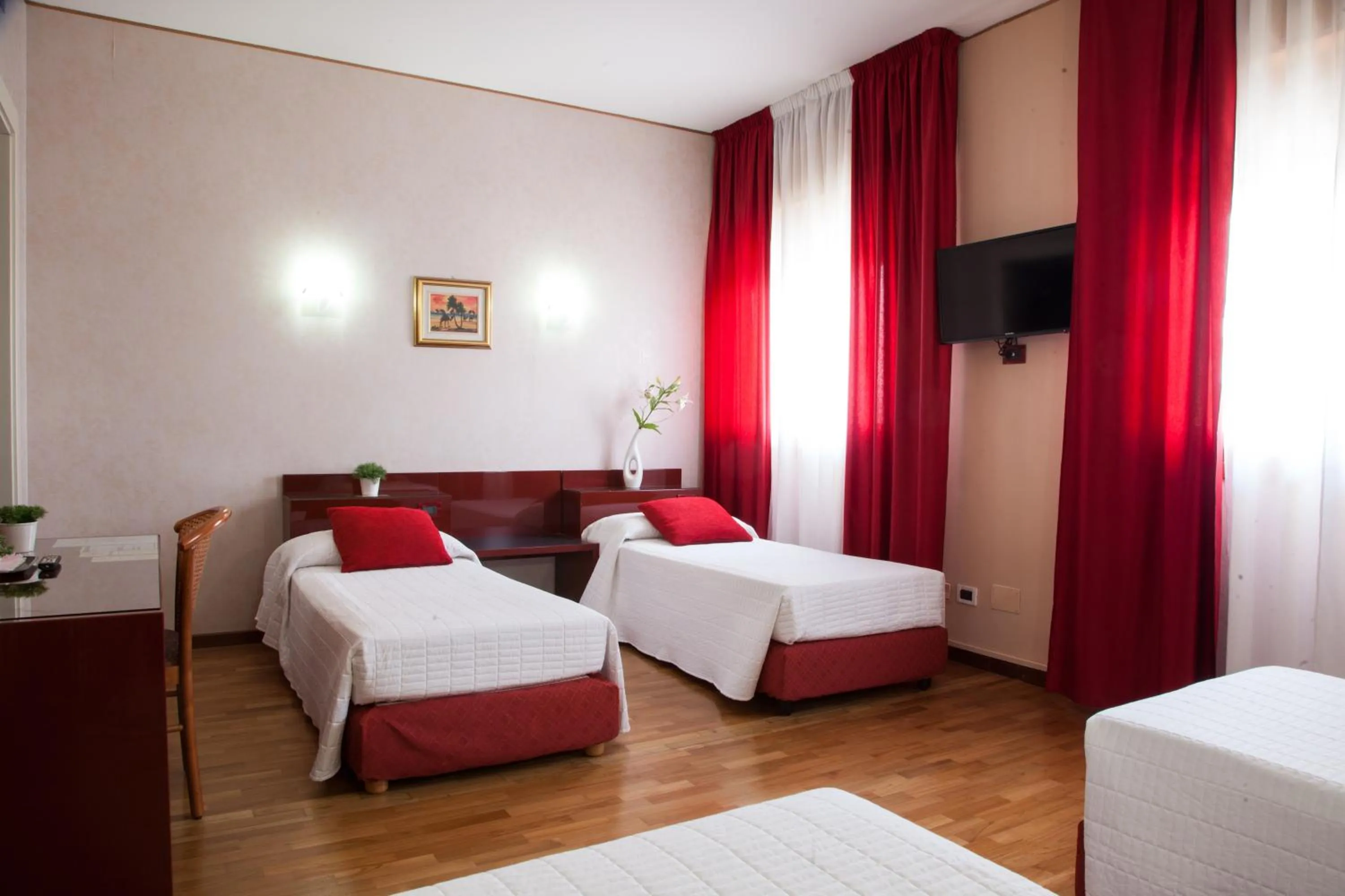 Bedroom, Bed in Hotel Master