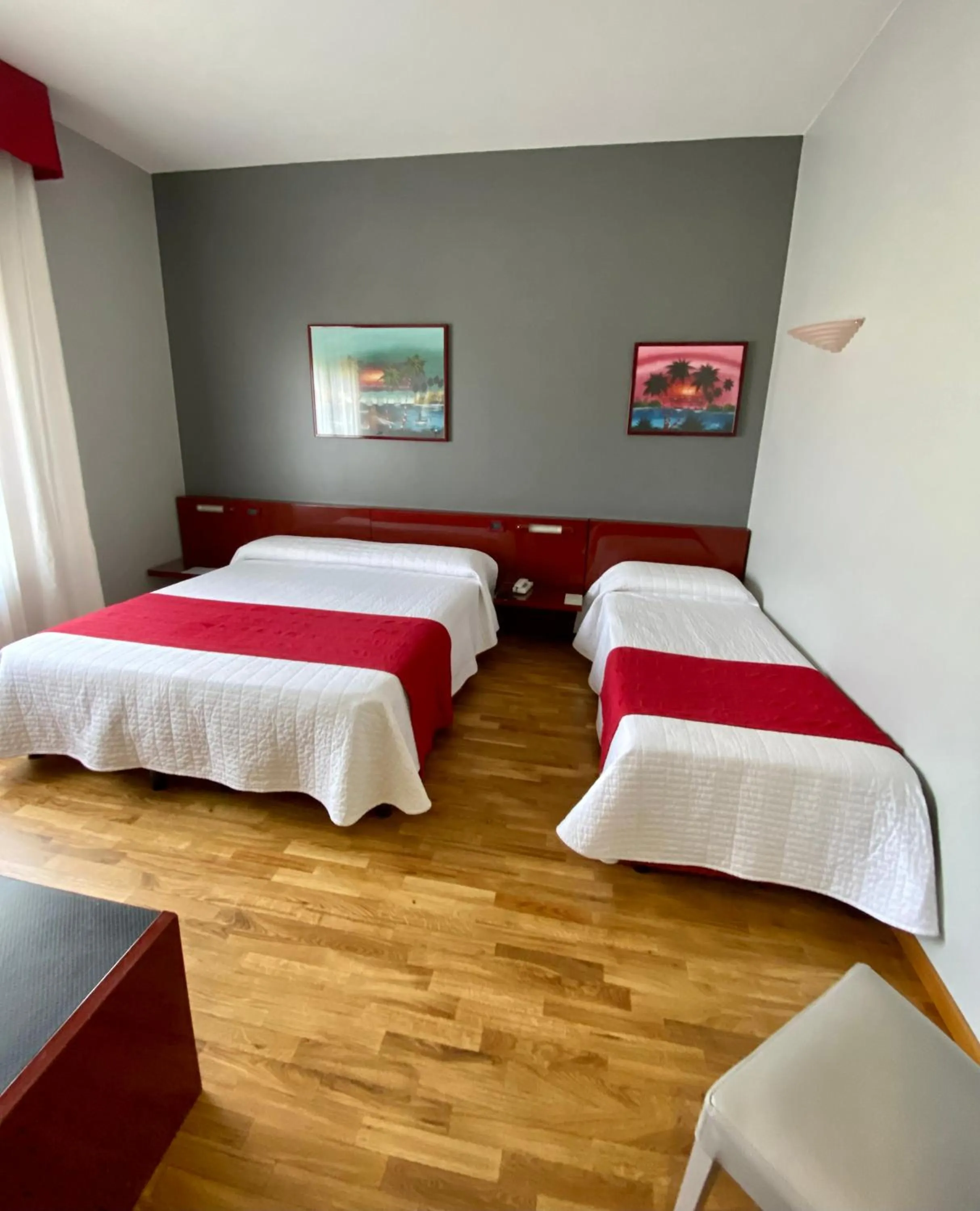 Property building, Bed in Hotel Master