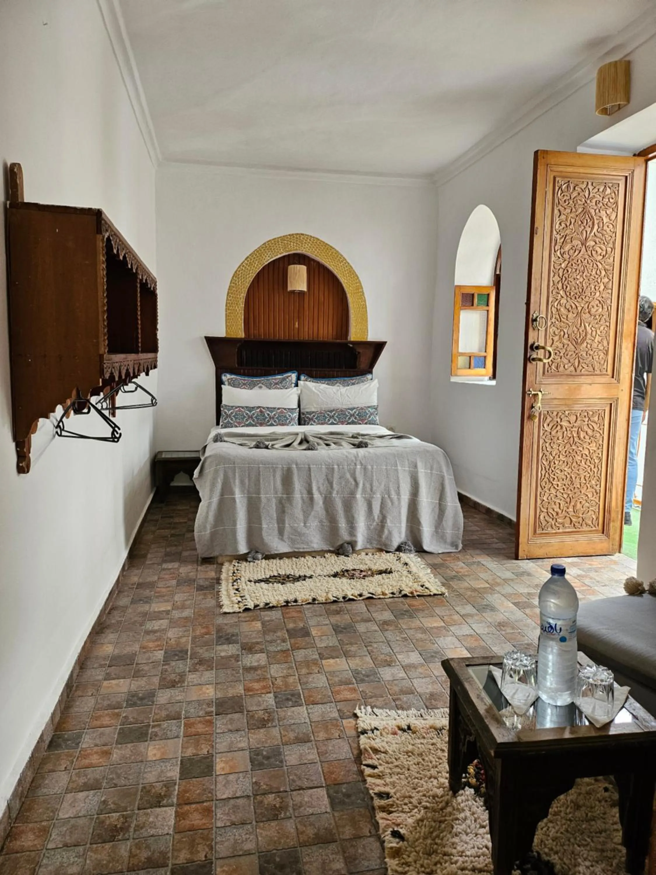 wardrobe, Bed in Riad O LY