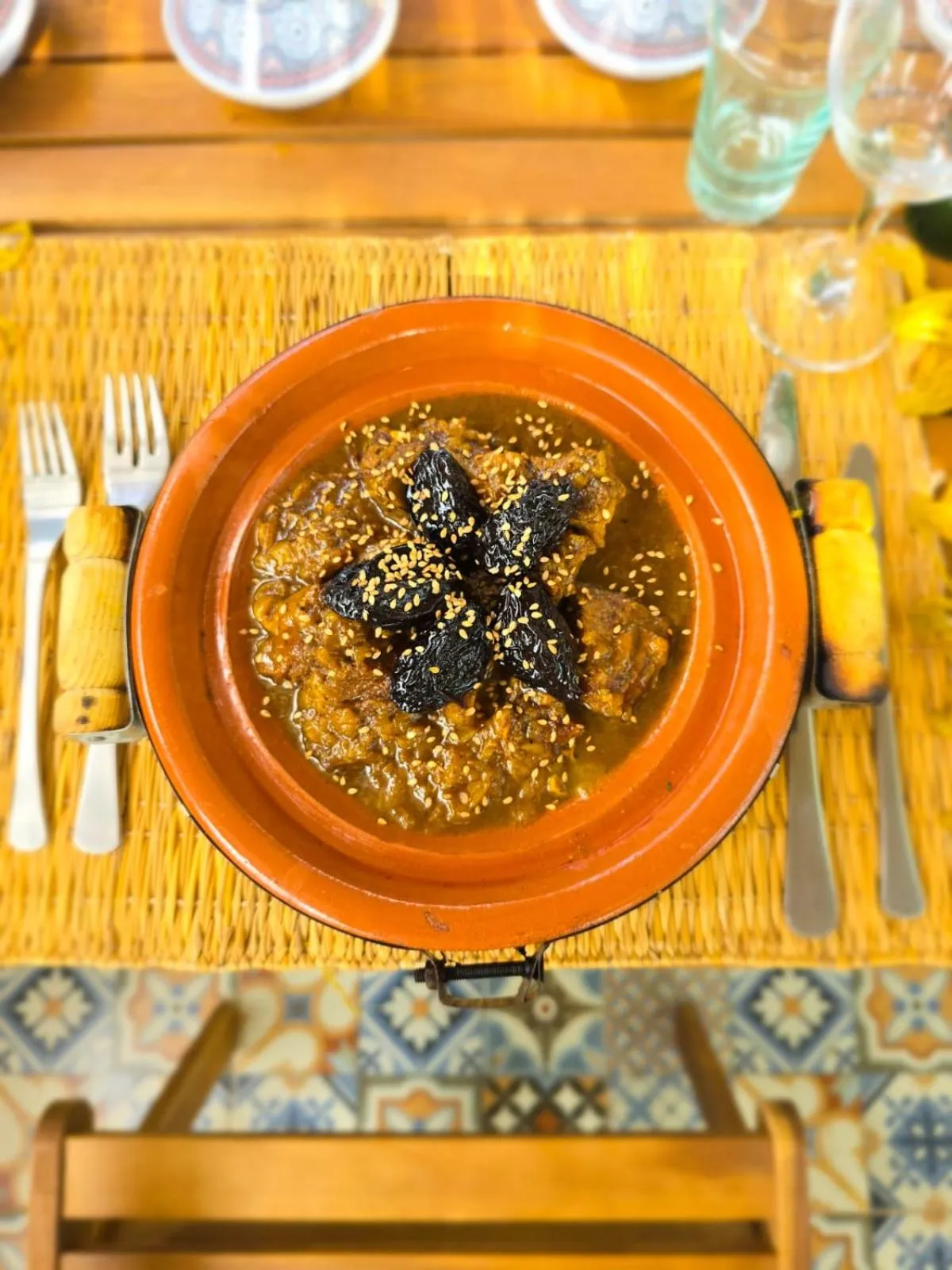 Restaurant/places to eat in Riad O LY