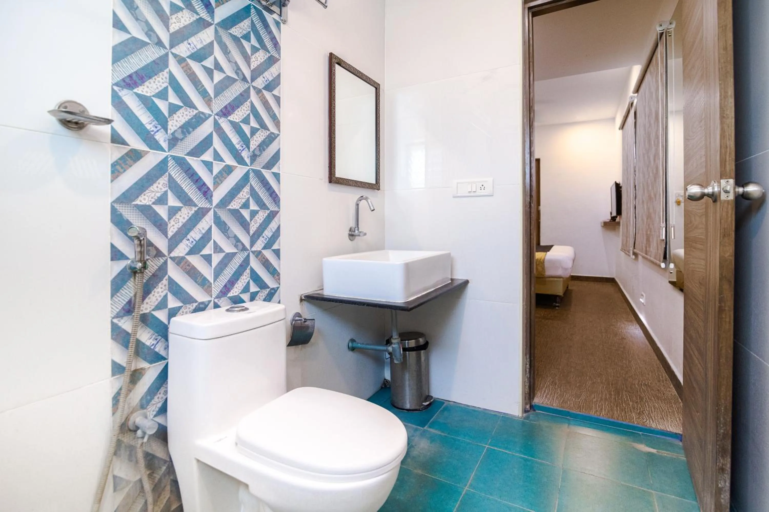 Bathroom in Aashreya Suites Tiruvannamalai