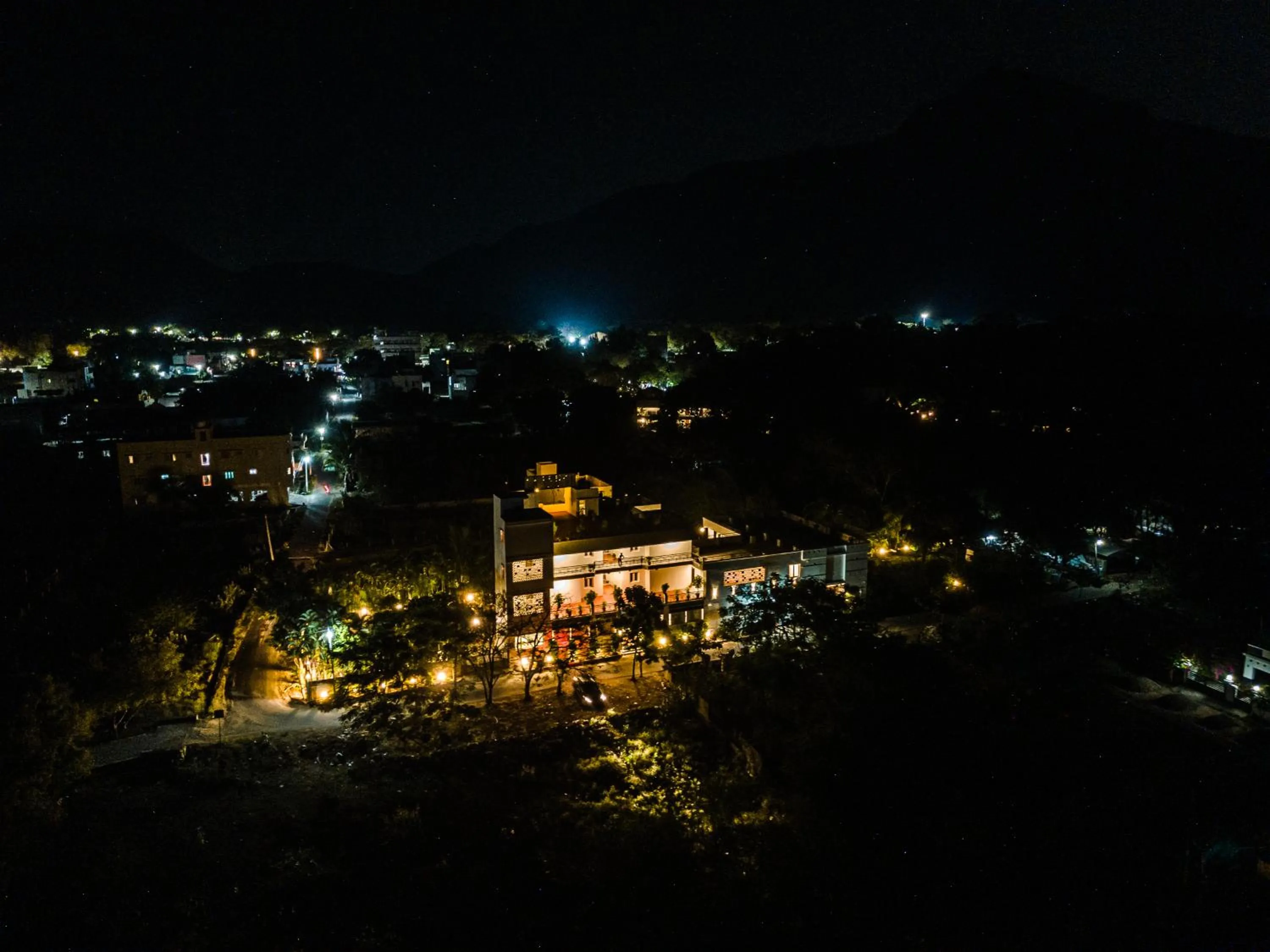 Property building in Aashreya Suites Tiruvannamalai