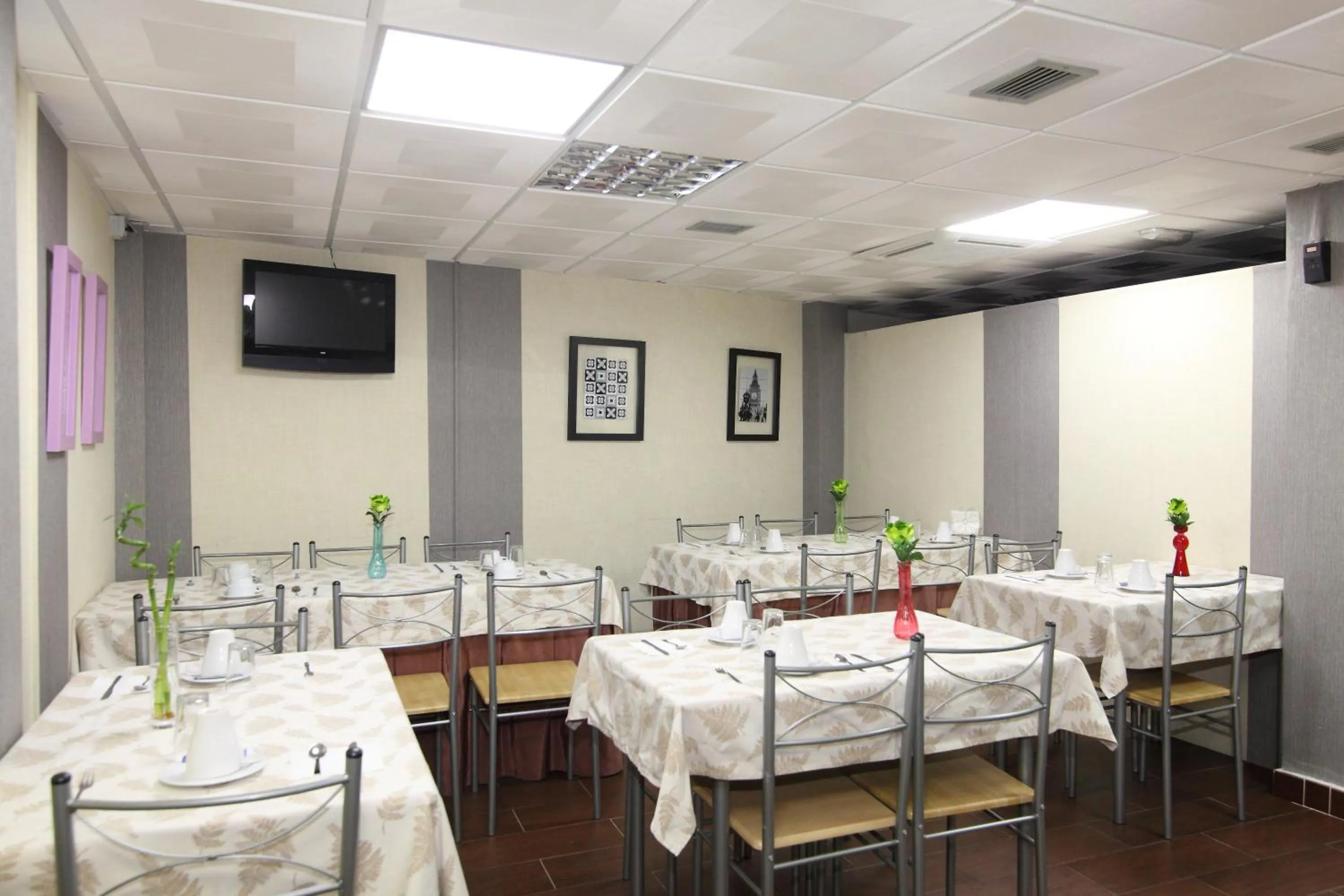 Breakfast in Hostal Campo Real Bed&Breakfast