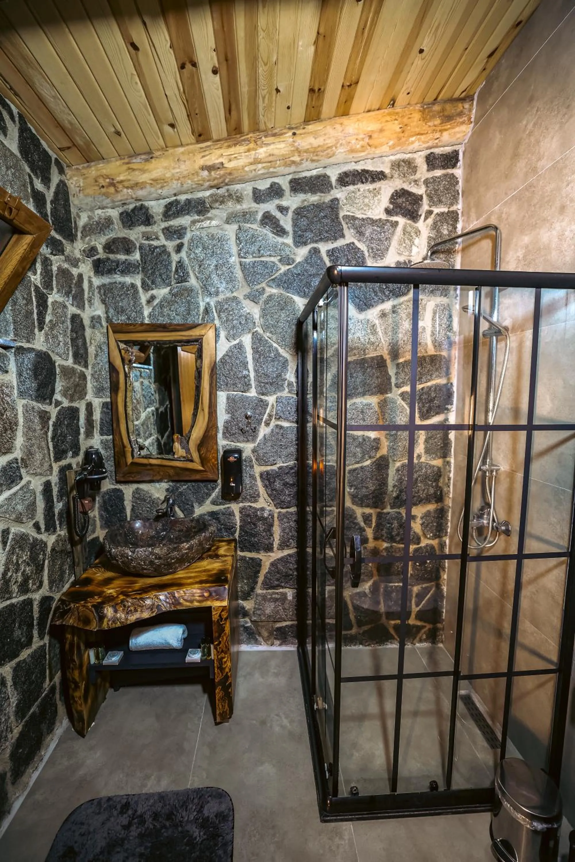 Bathroom in bungalove tatil köyü