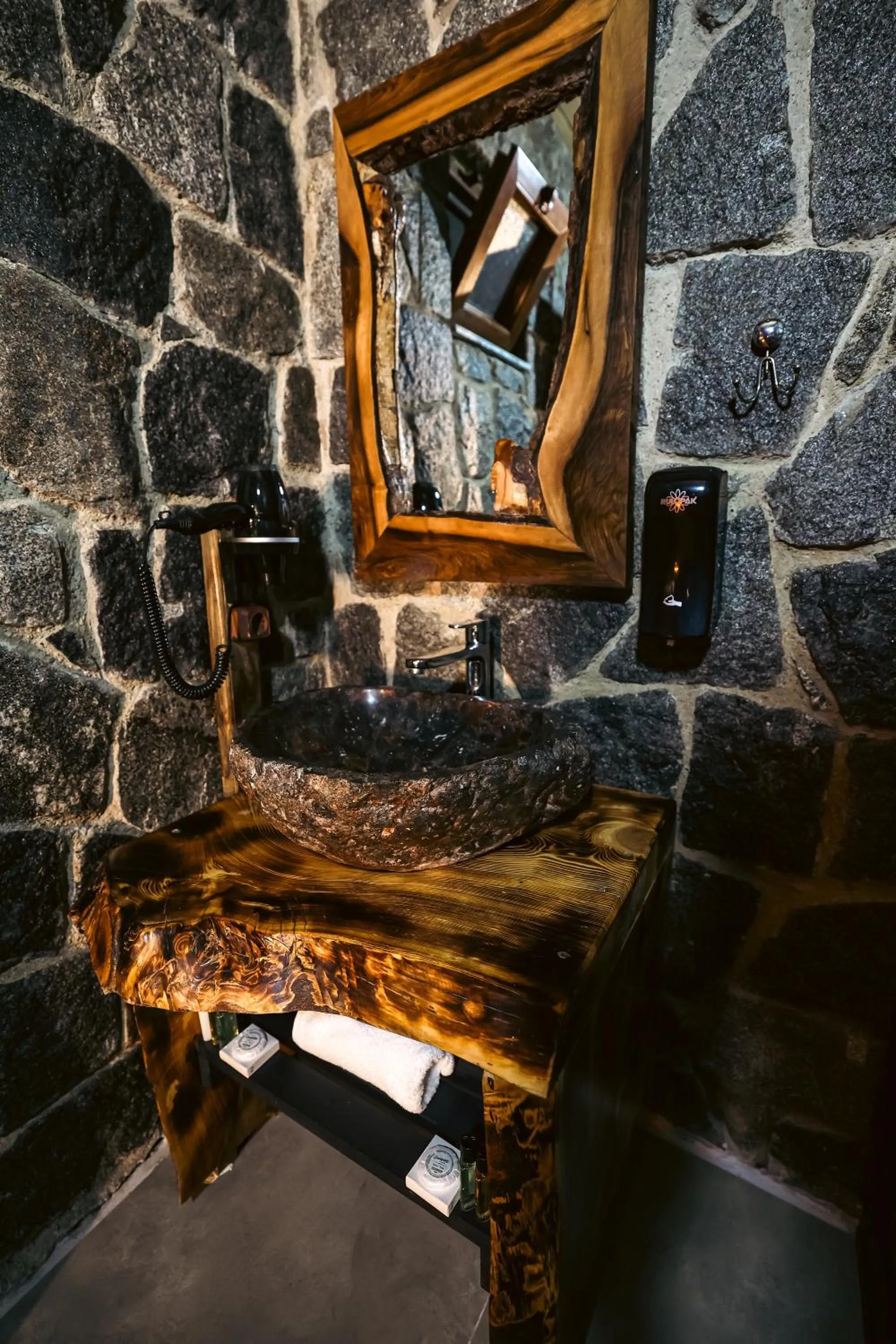 Bathroom in bungalove tatil köyü