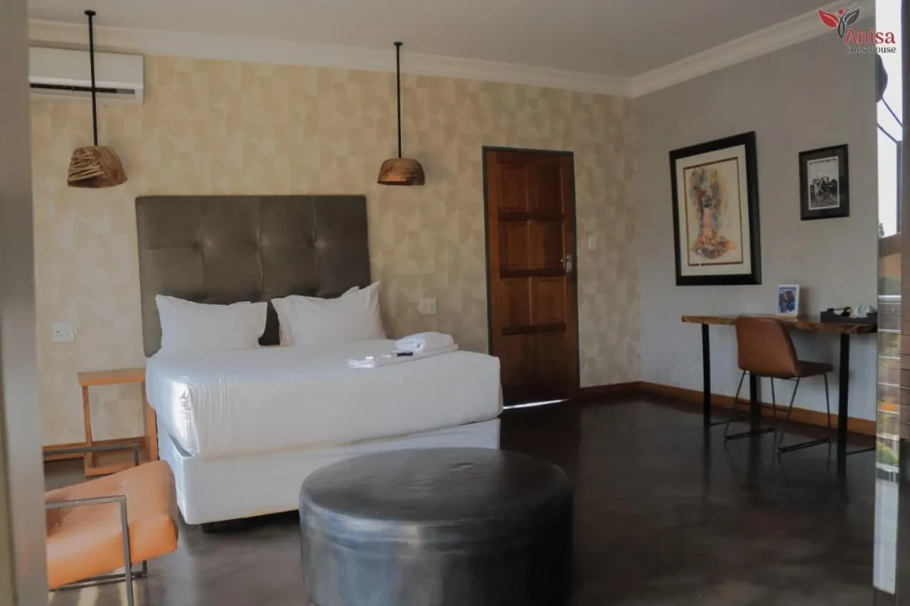 View (from property/room), Bed in ANISA GUESTHOUSE