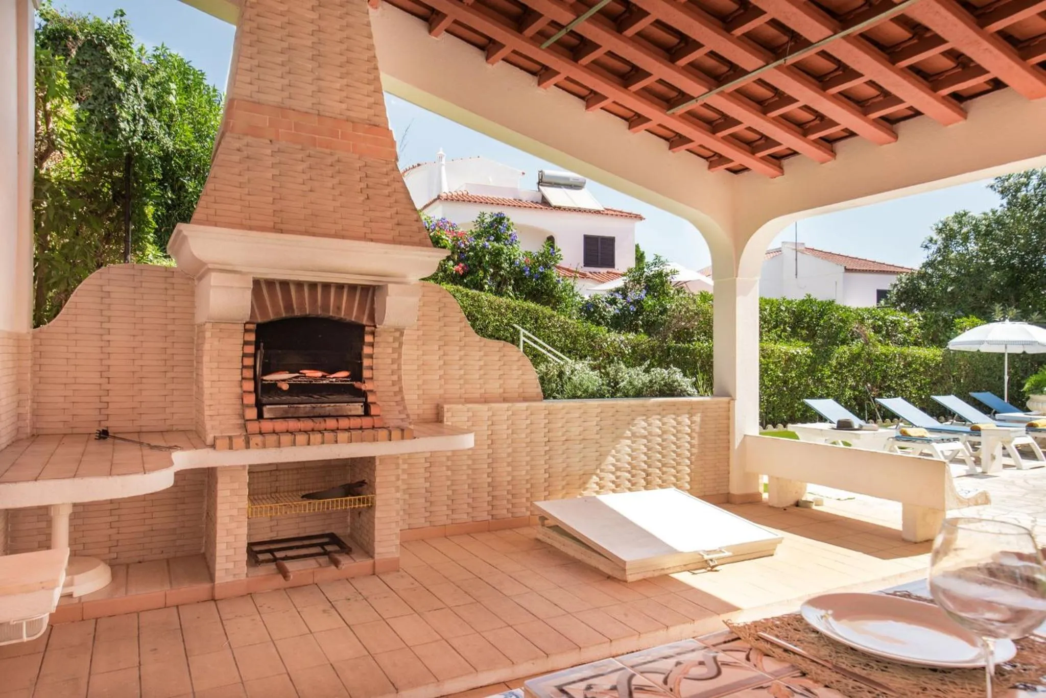 Patio in A Fantastic Place for Families, Hilton Hotel are and close to amenities