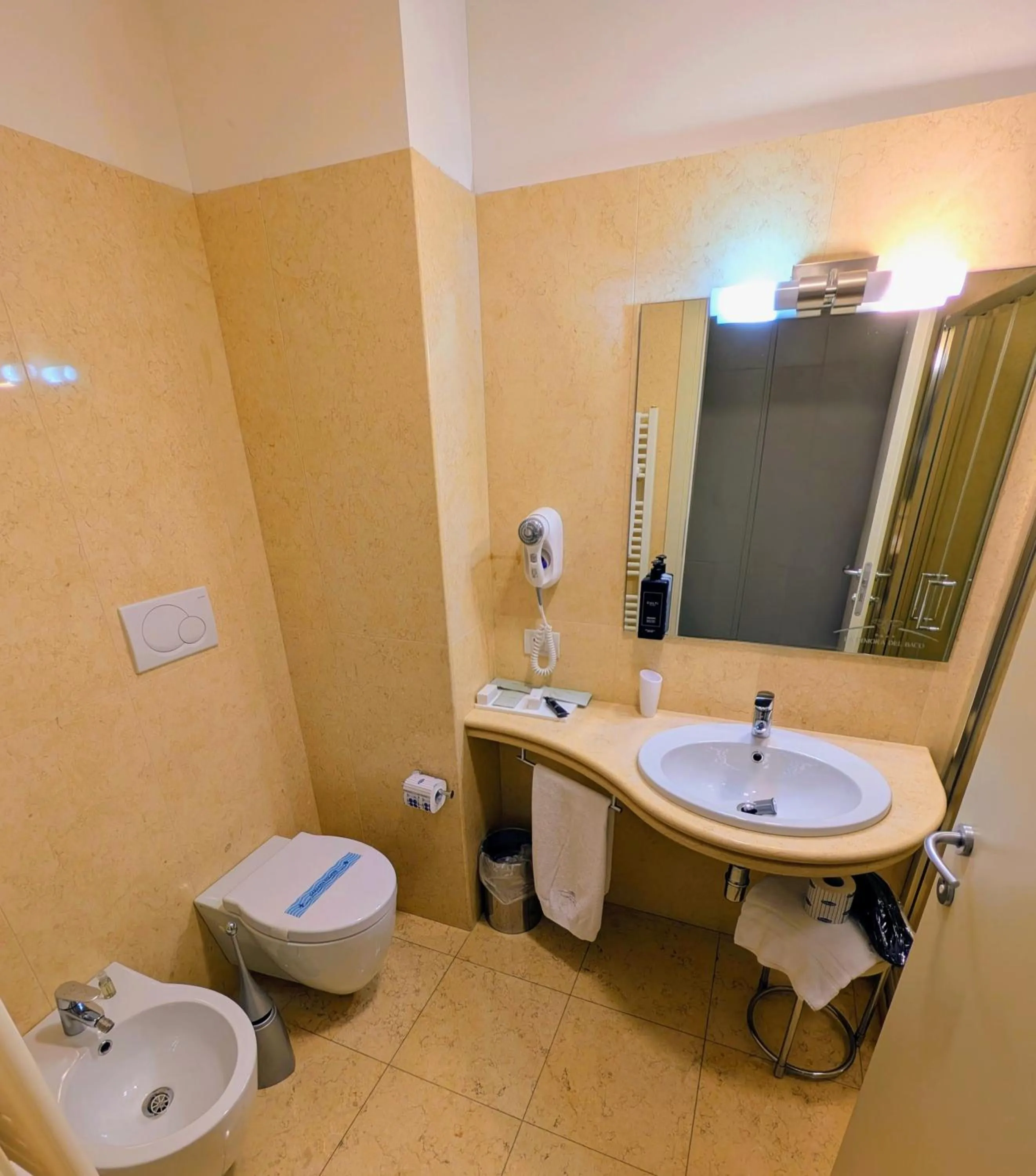 Bathroom in La Dimora del Baco Hotel