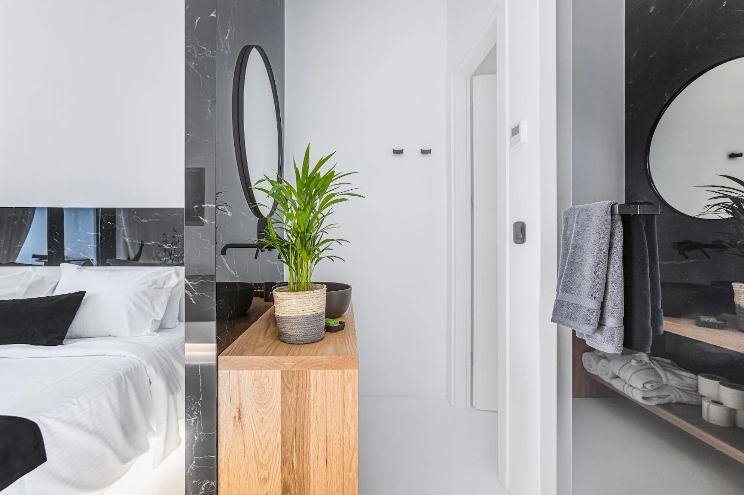 Bathroom in Tagoo Black Mykonos