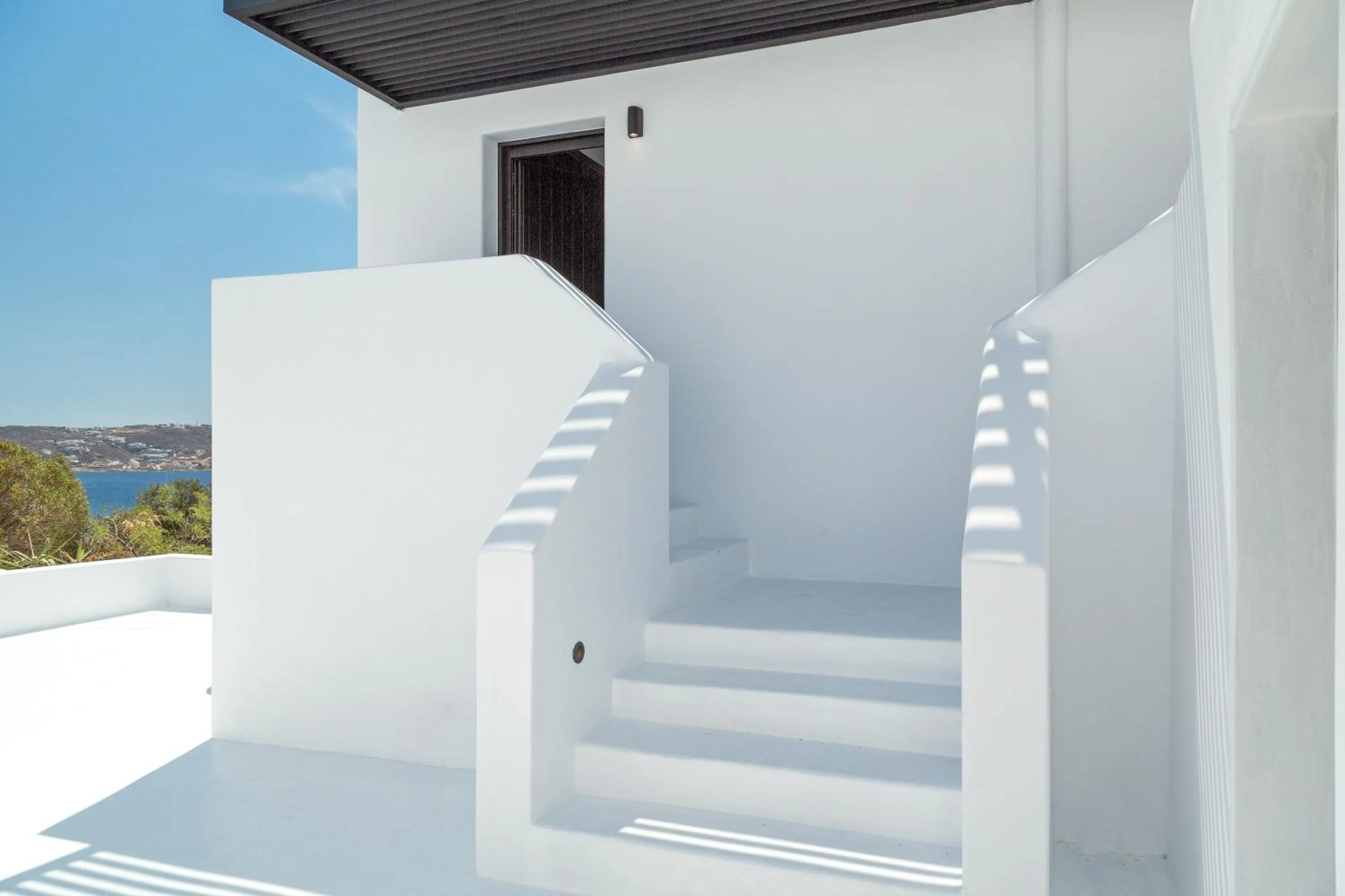 Property building in Tagoo Black Mykonos