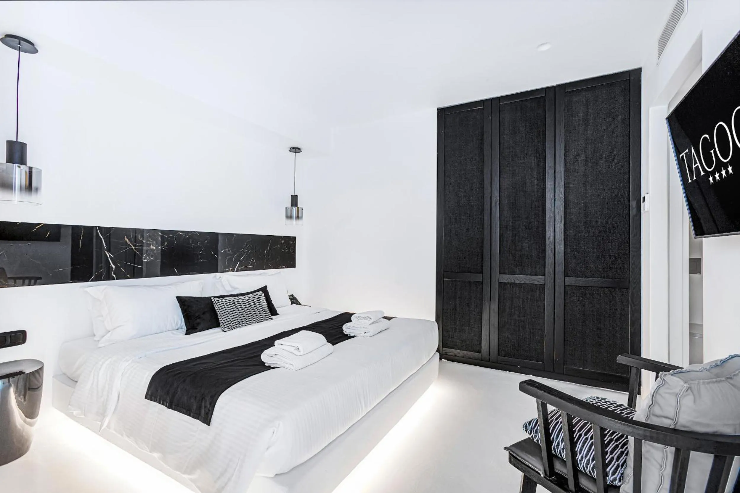 Bed in Tagoo Black Mykonos