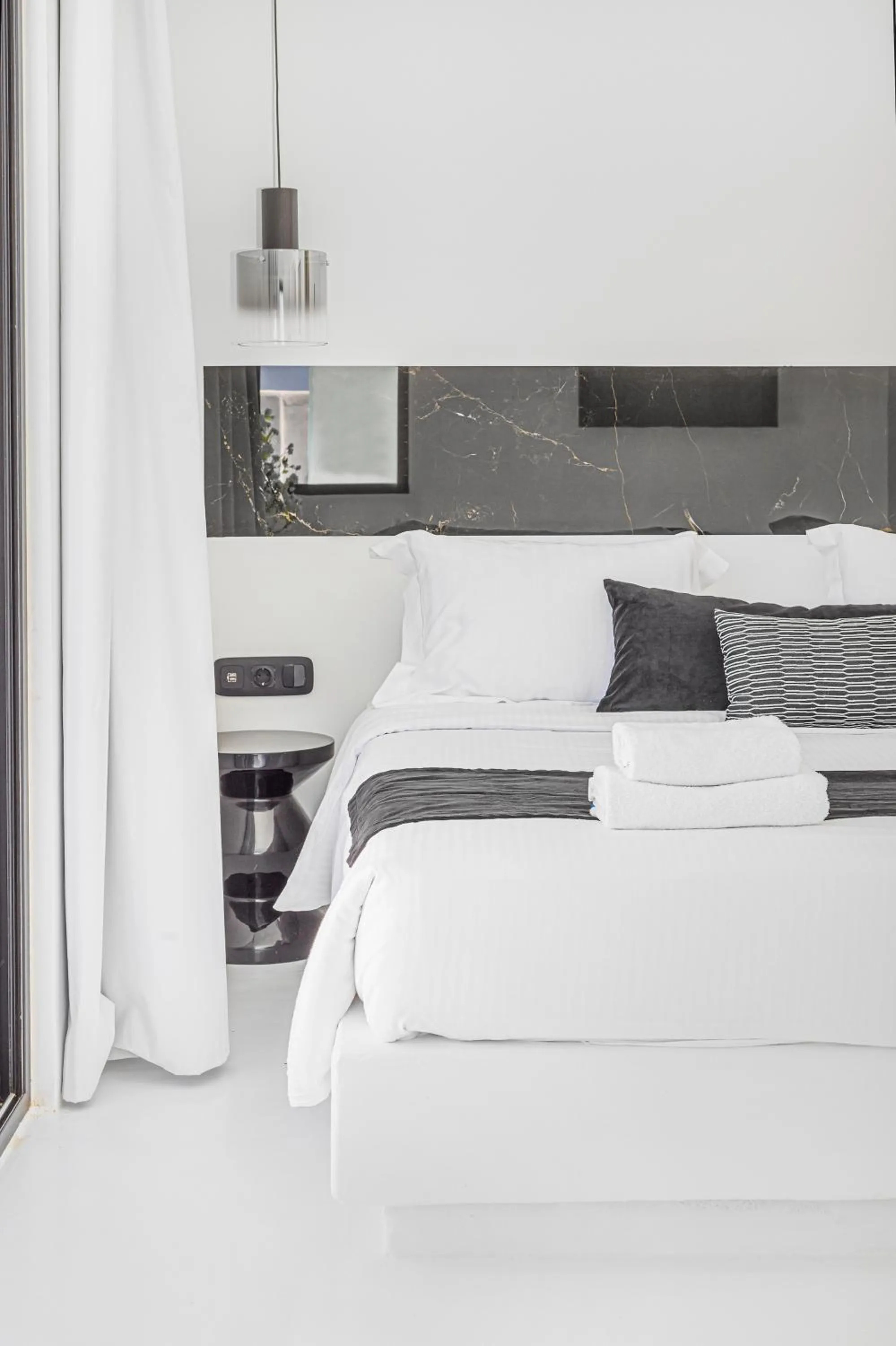 Bed in Tagoo Black Mykonos