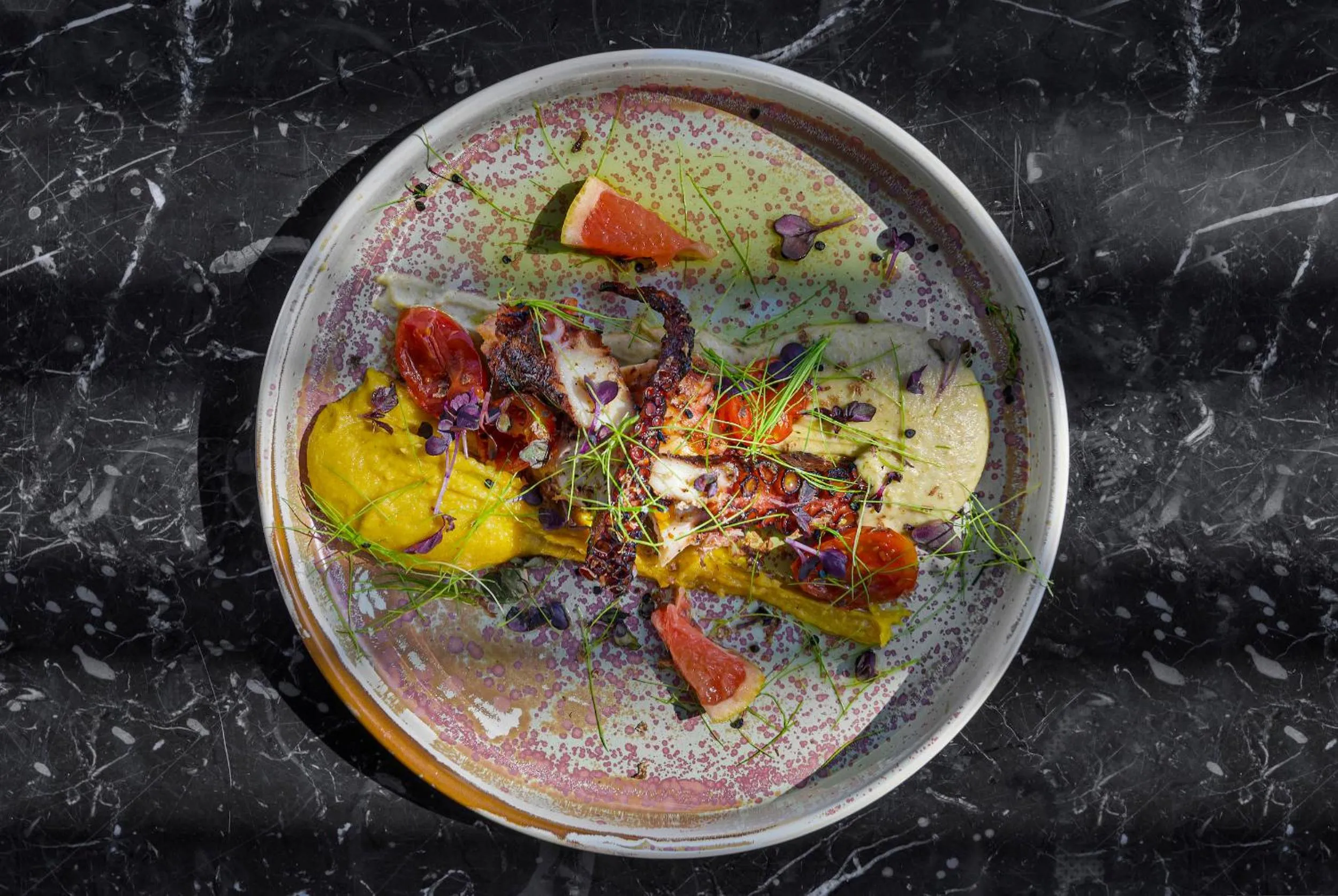 Food and drinks in Tagoo Black Mykonos