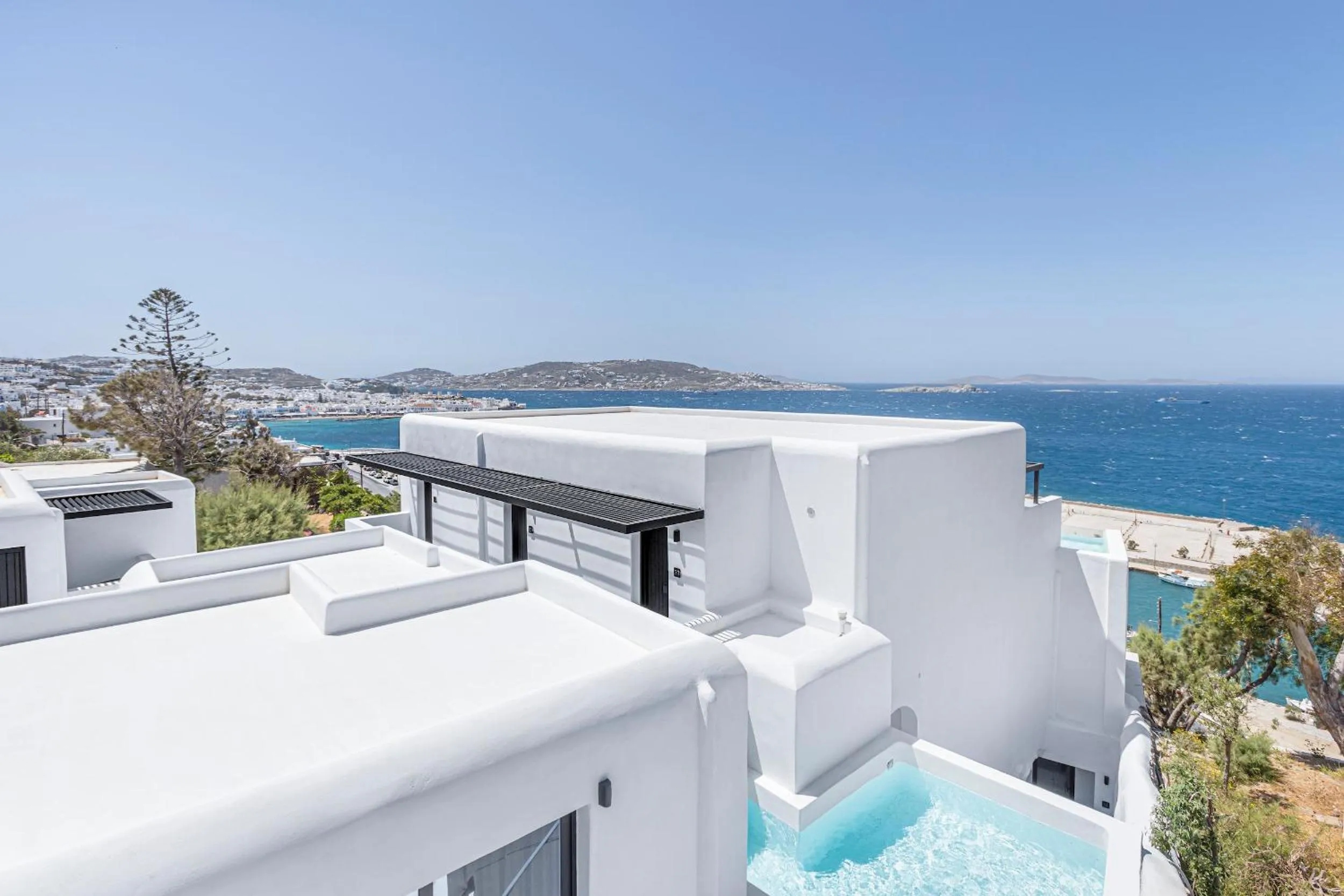 Property building in Tagoo Black Mykonos