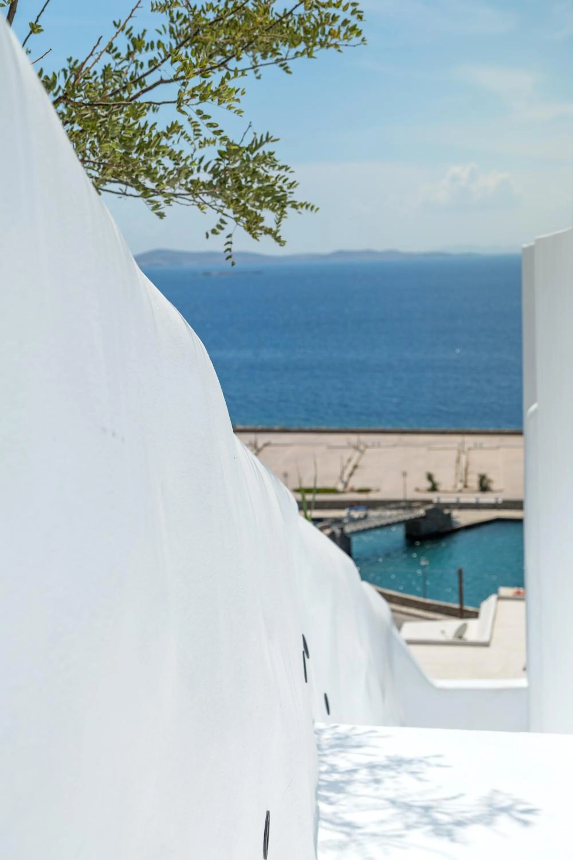 Property building in Tagoo Black Mykonos