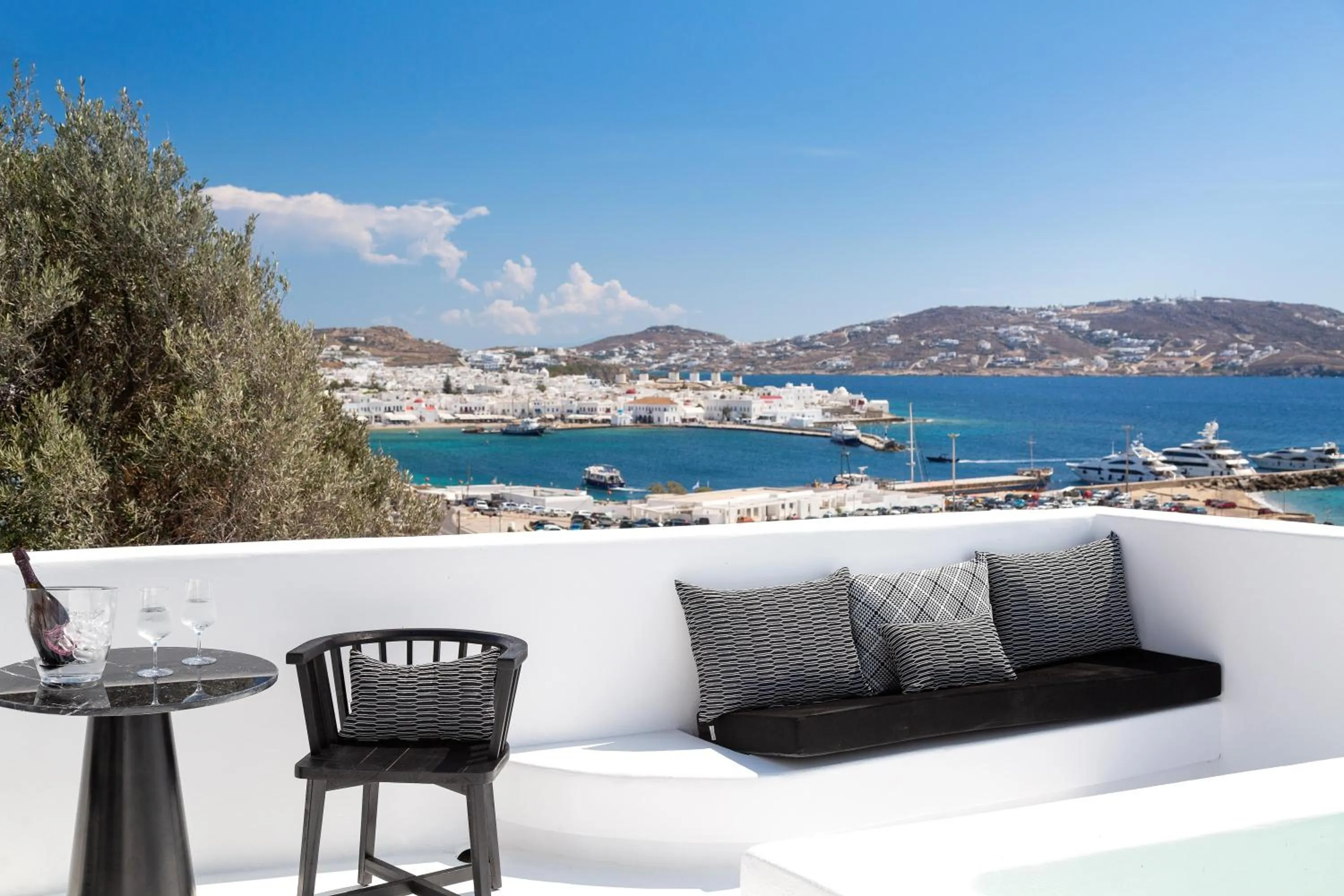 Balcony/Terrace in Tagoo Black Mykonos