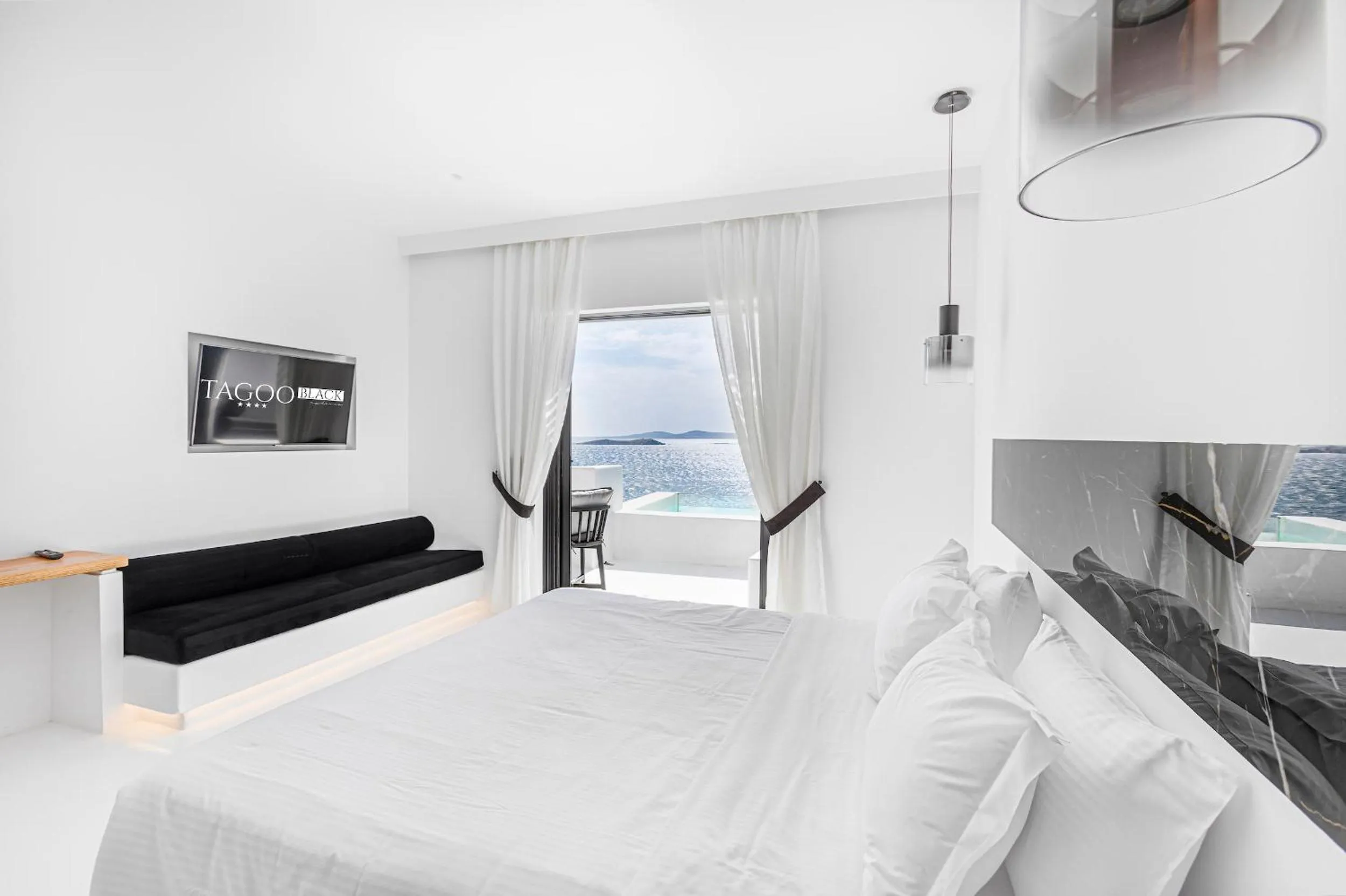 Photo of the whole room in Tagoo Black Mykonos