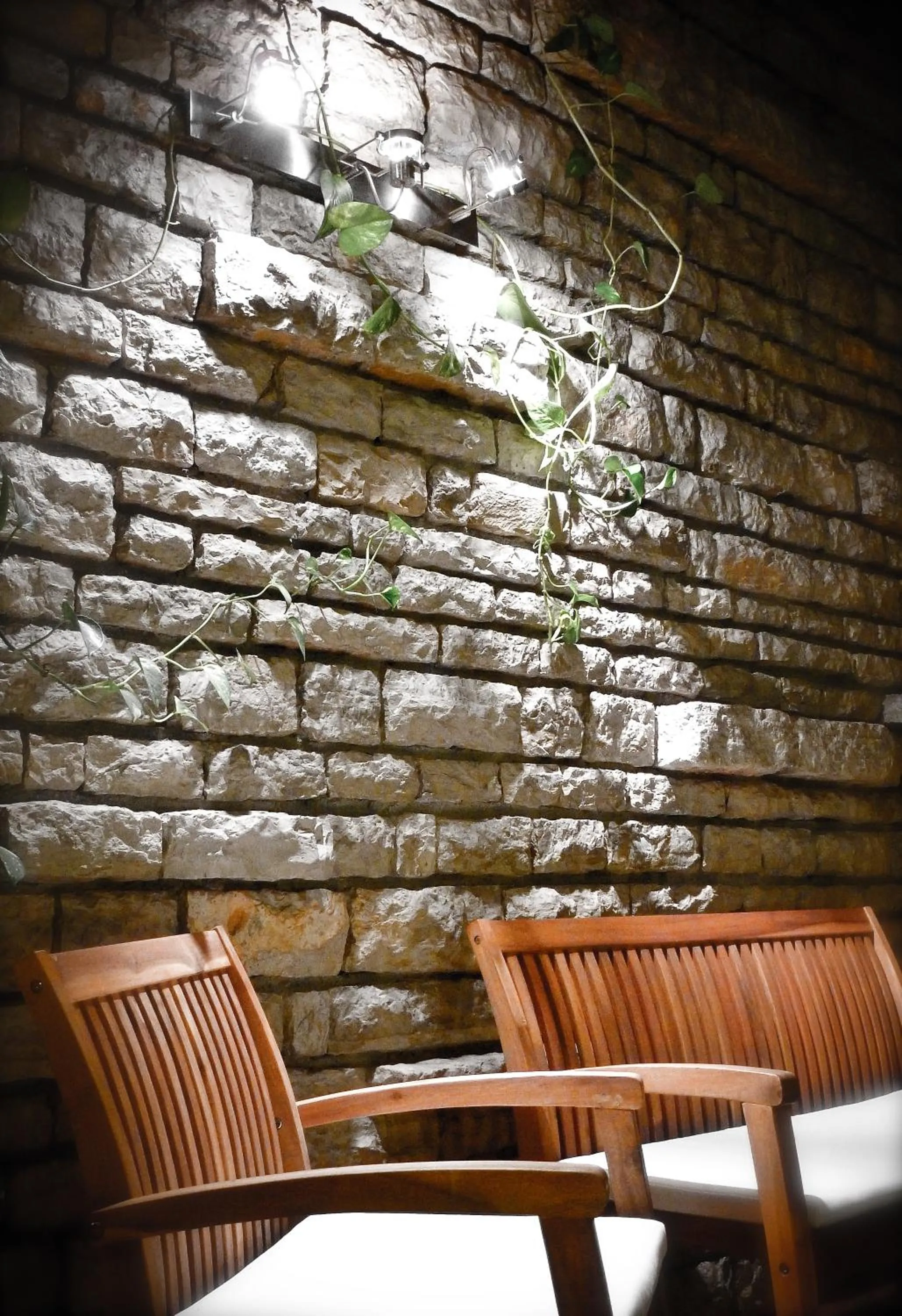 Decorative detail in Hotel Mirella e Ristorante Bar Don Bacco