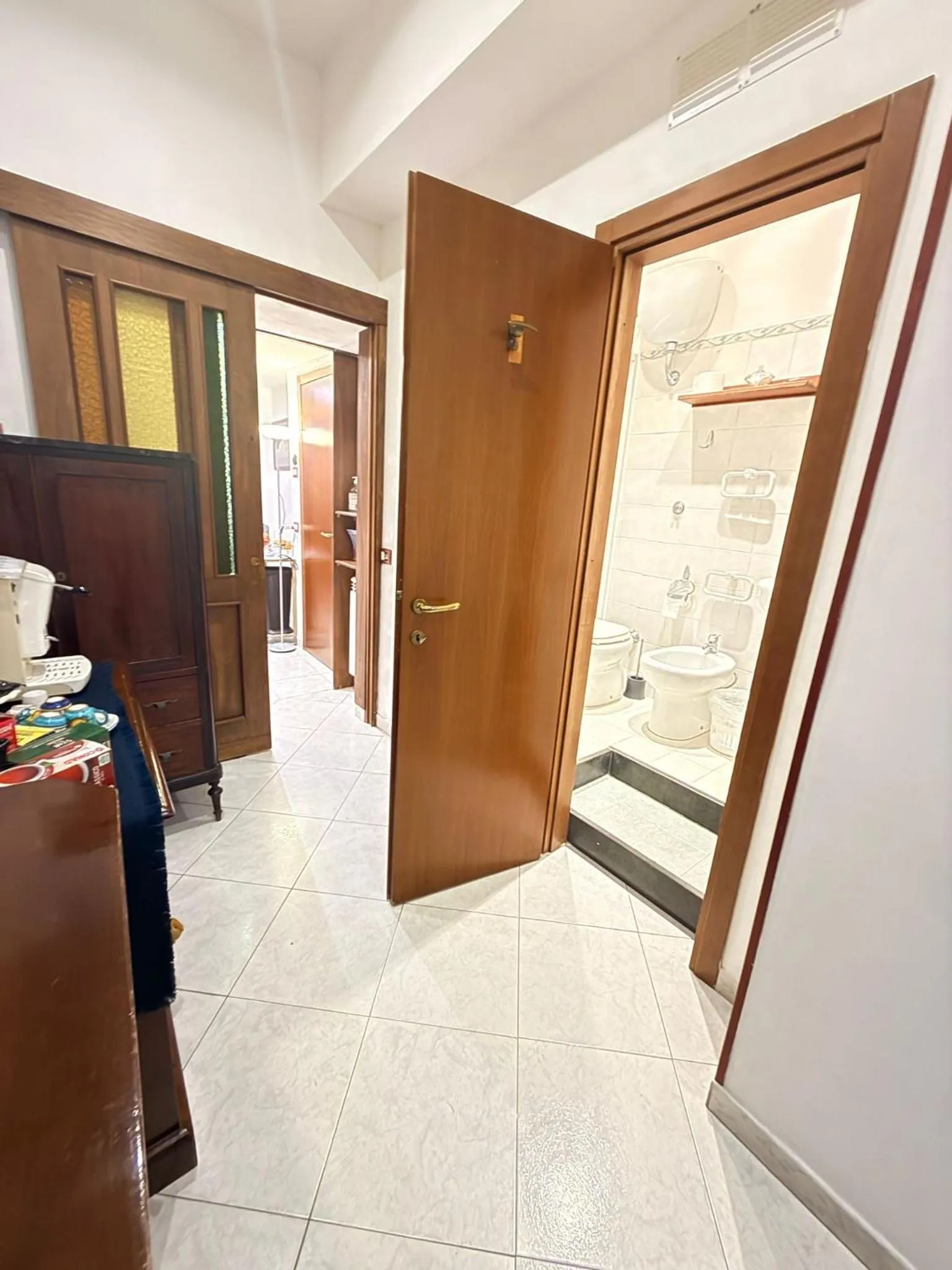 Shower in Bed & Breakfast Plebiscito Home