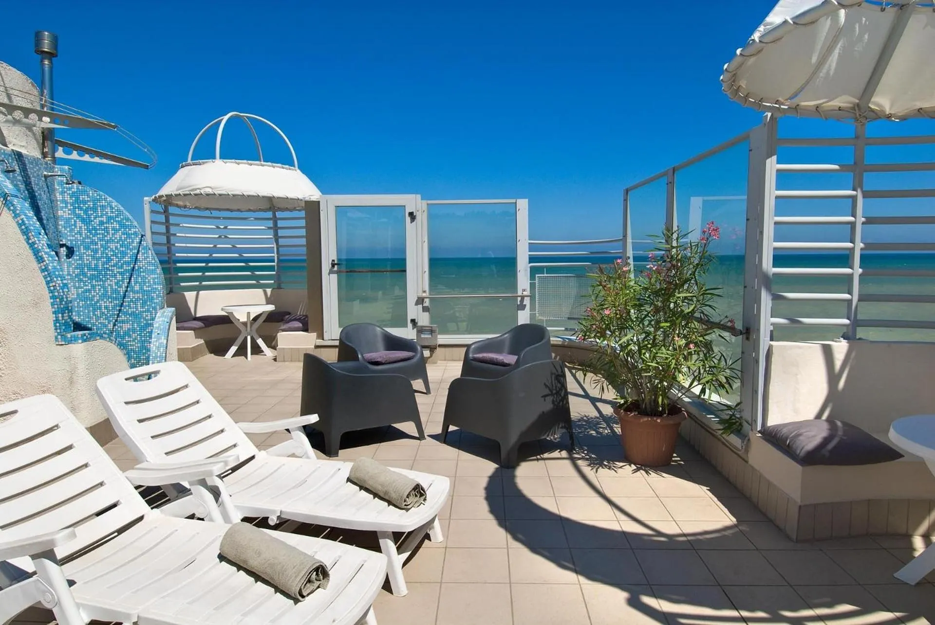 Patio in Hotel Nuovo Diana