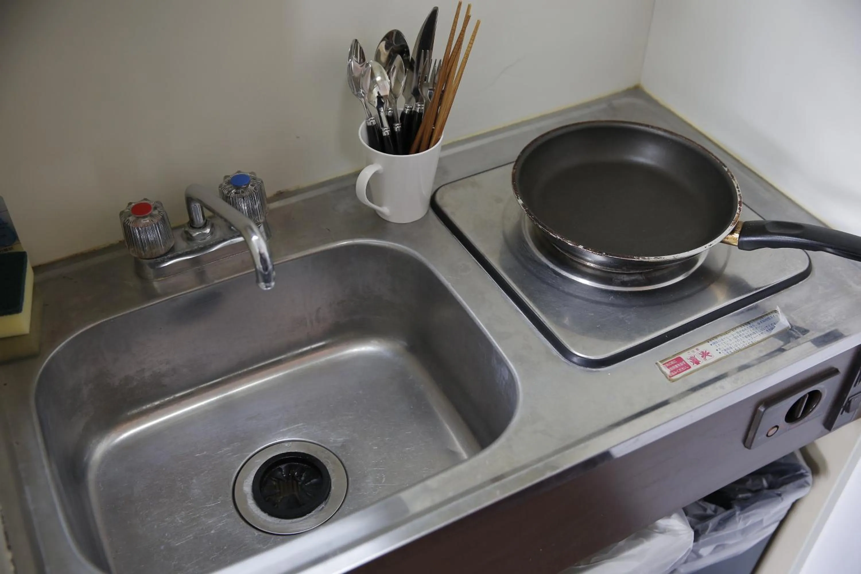 Kitchen or kitchenette in Exsaison Shirokita 707