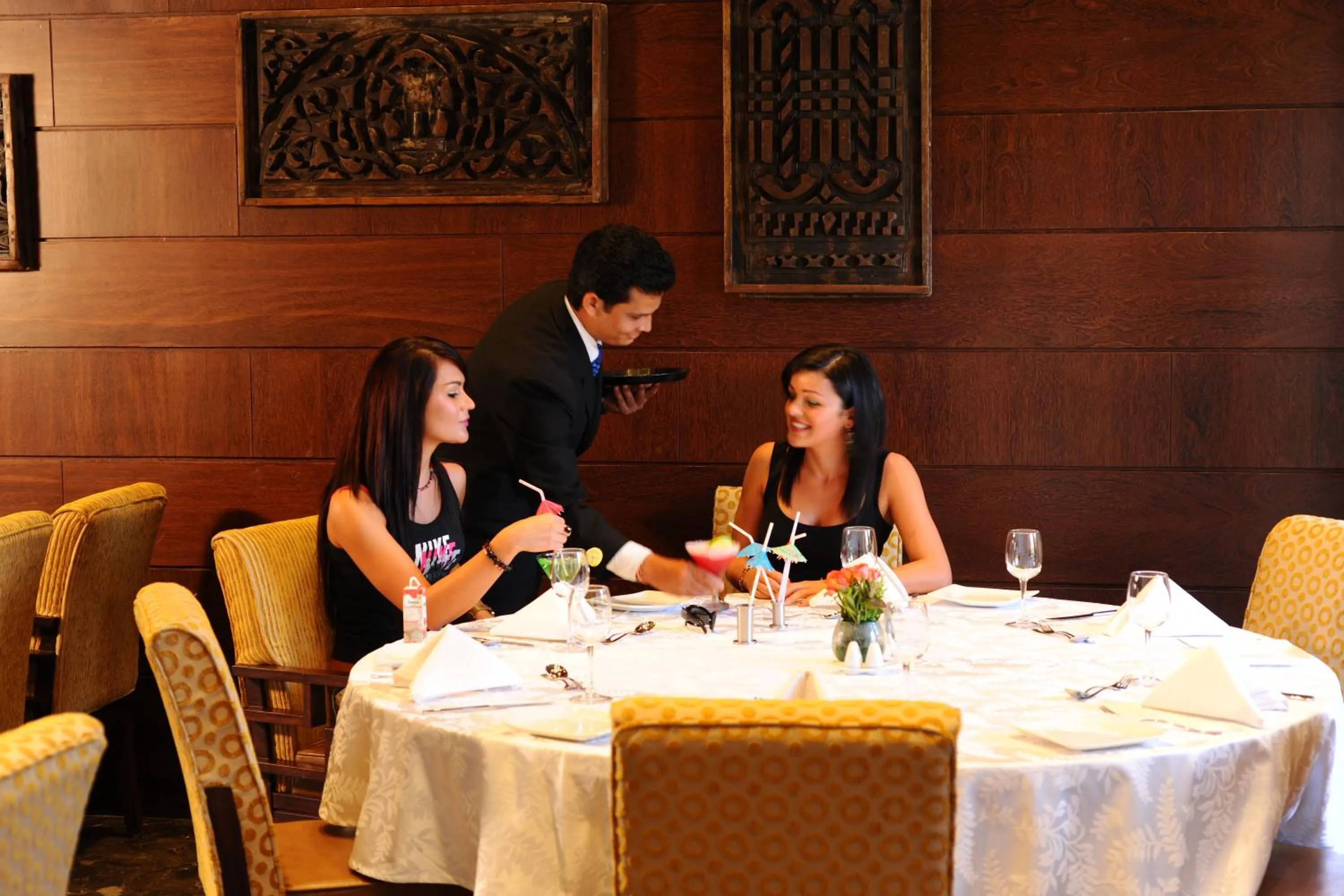 Restaurant/places to eat in Madhubhan Resort & Spa