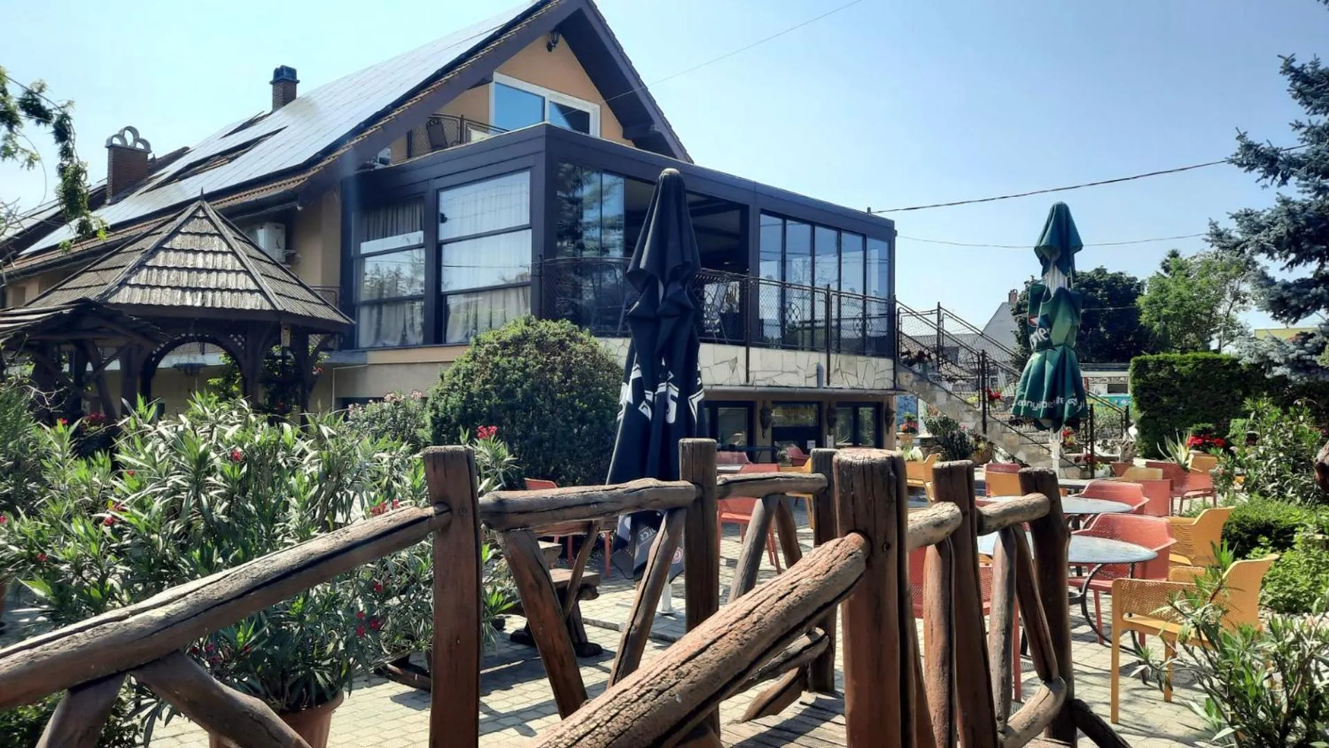 Property building in Airport Budapest Sarokhaz Panzio