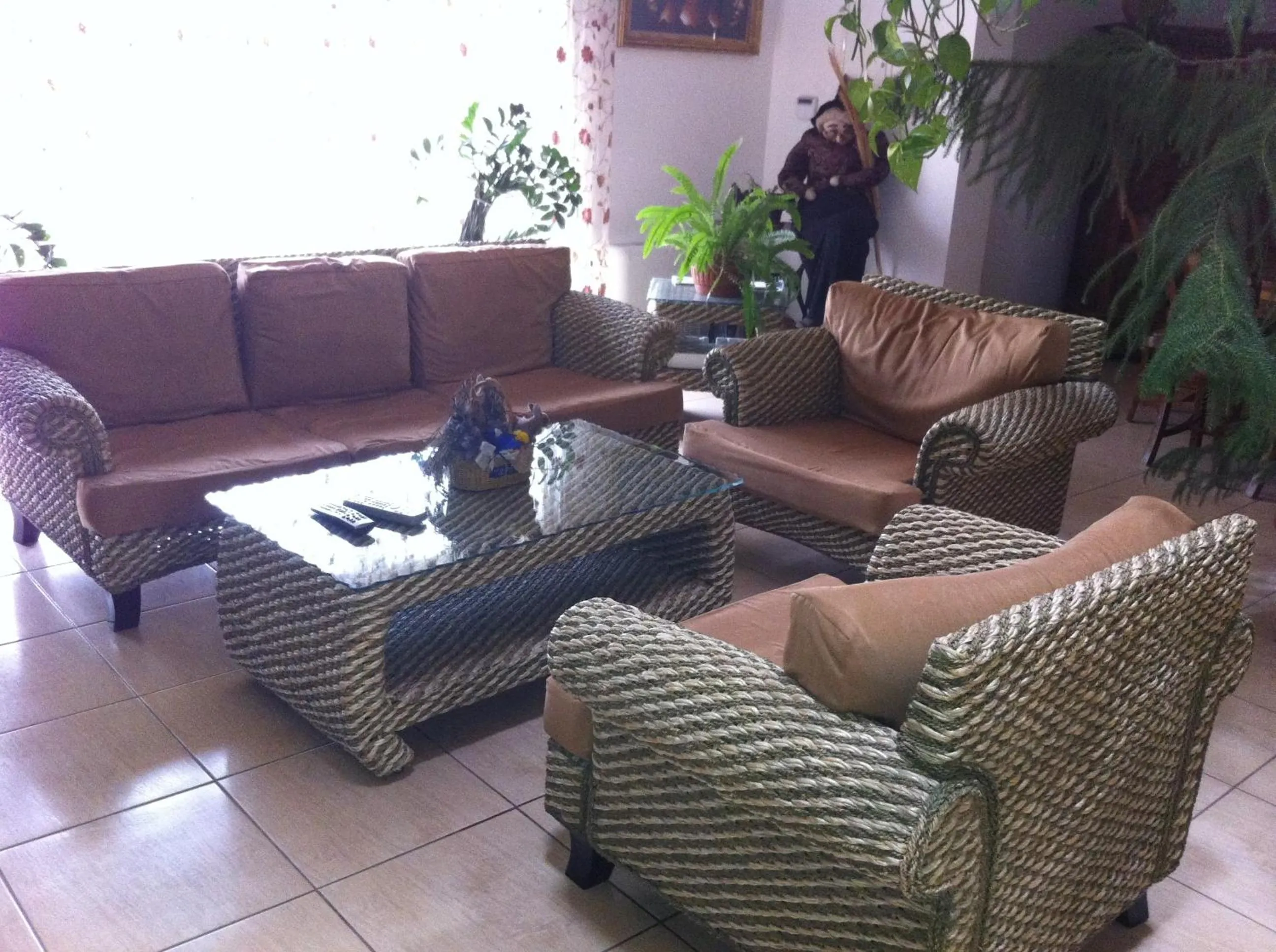 Seating area in Sarokhaz Panzio