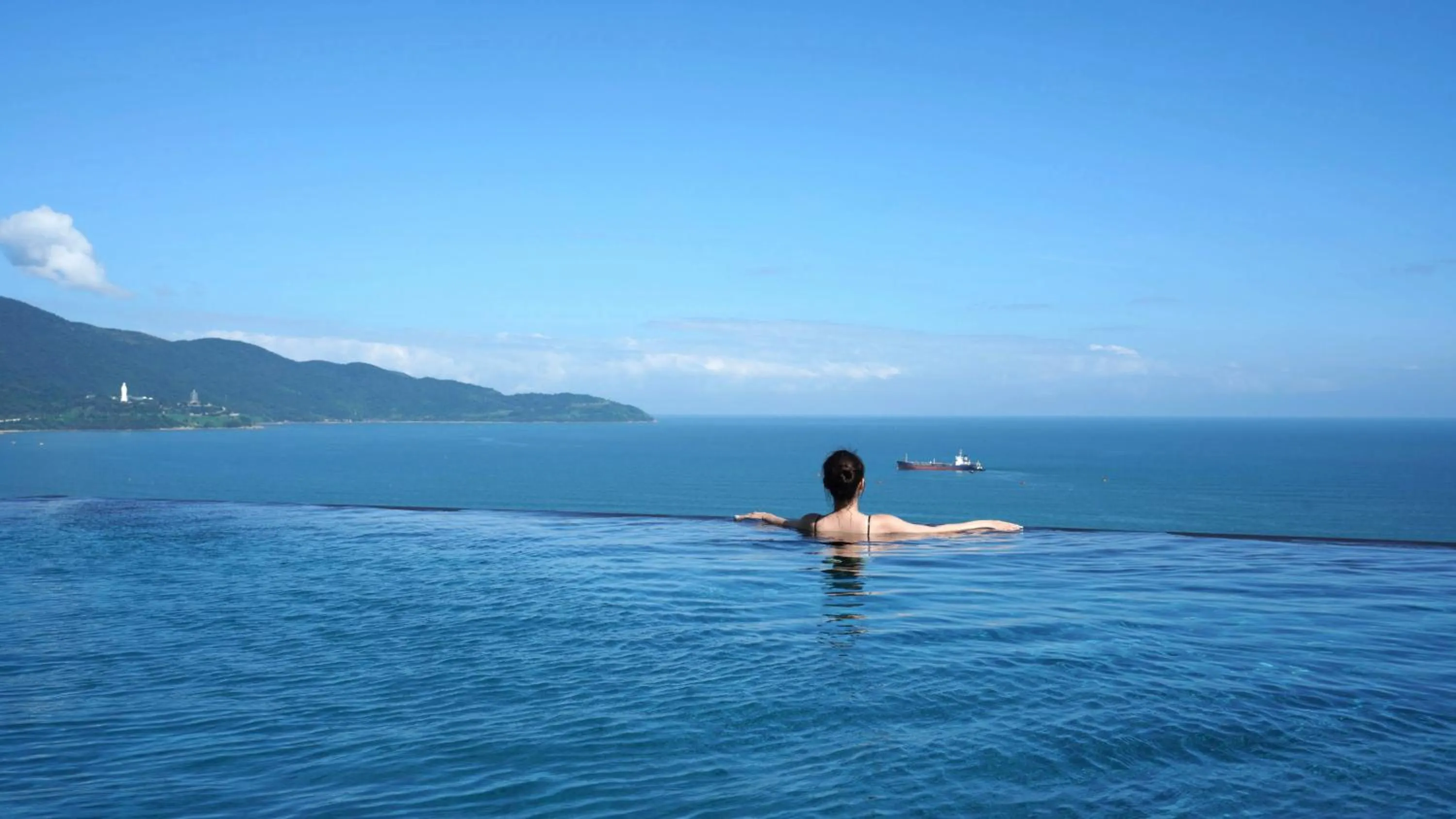 Swimming pool in Chicland Boutique Danang Beach Hotel