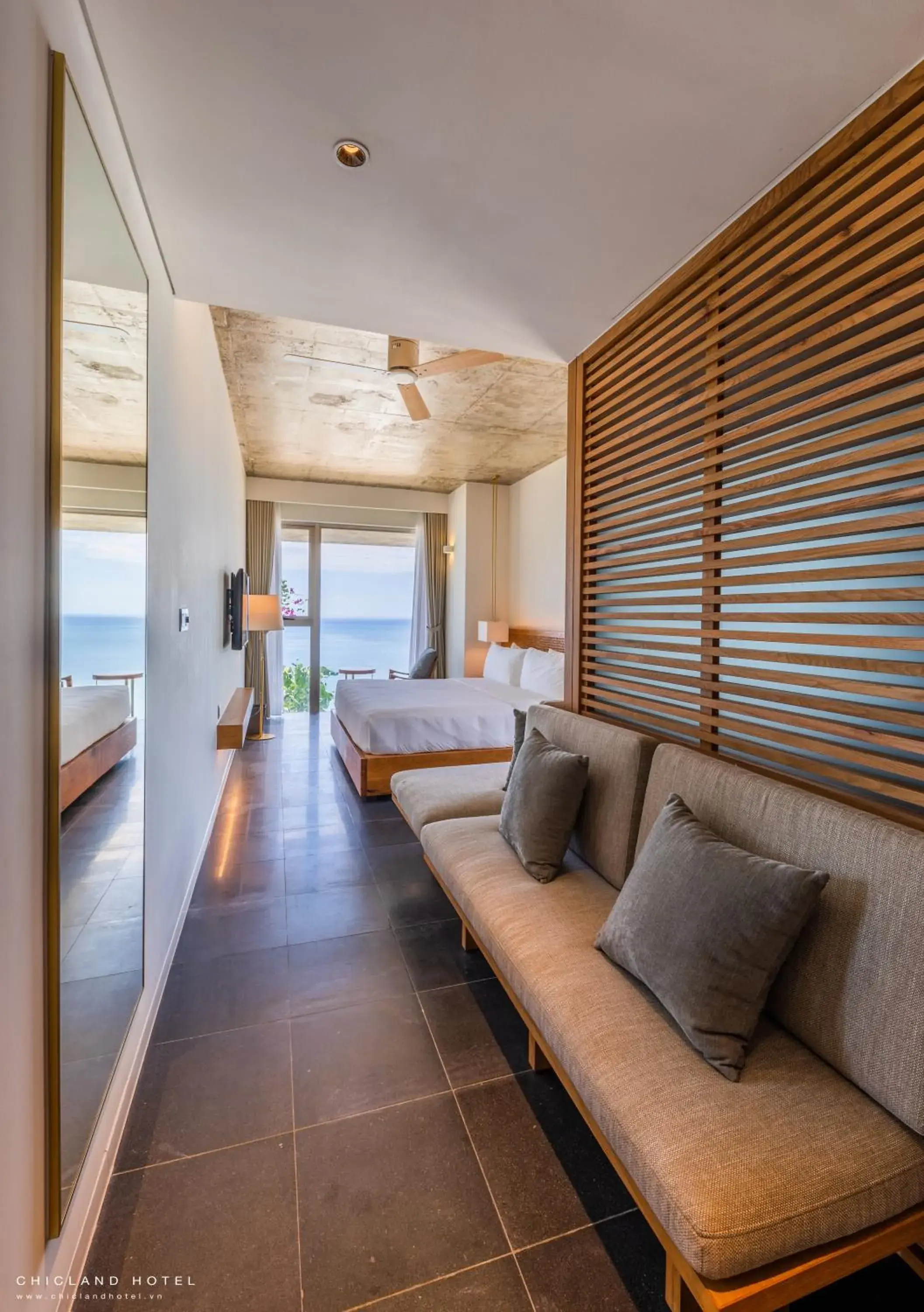 Deluxe Double Room with Sea View in Chicland Boutique Danang Beach Hotel Deluxe Double Room with Sea View in Chicland Boutique Danang Beach Hotel