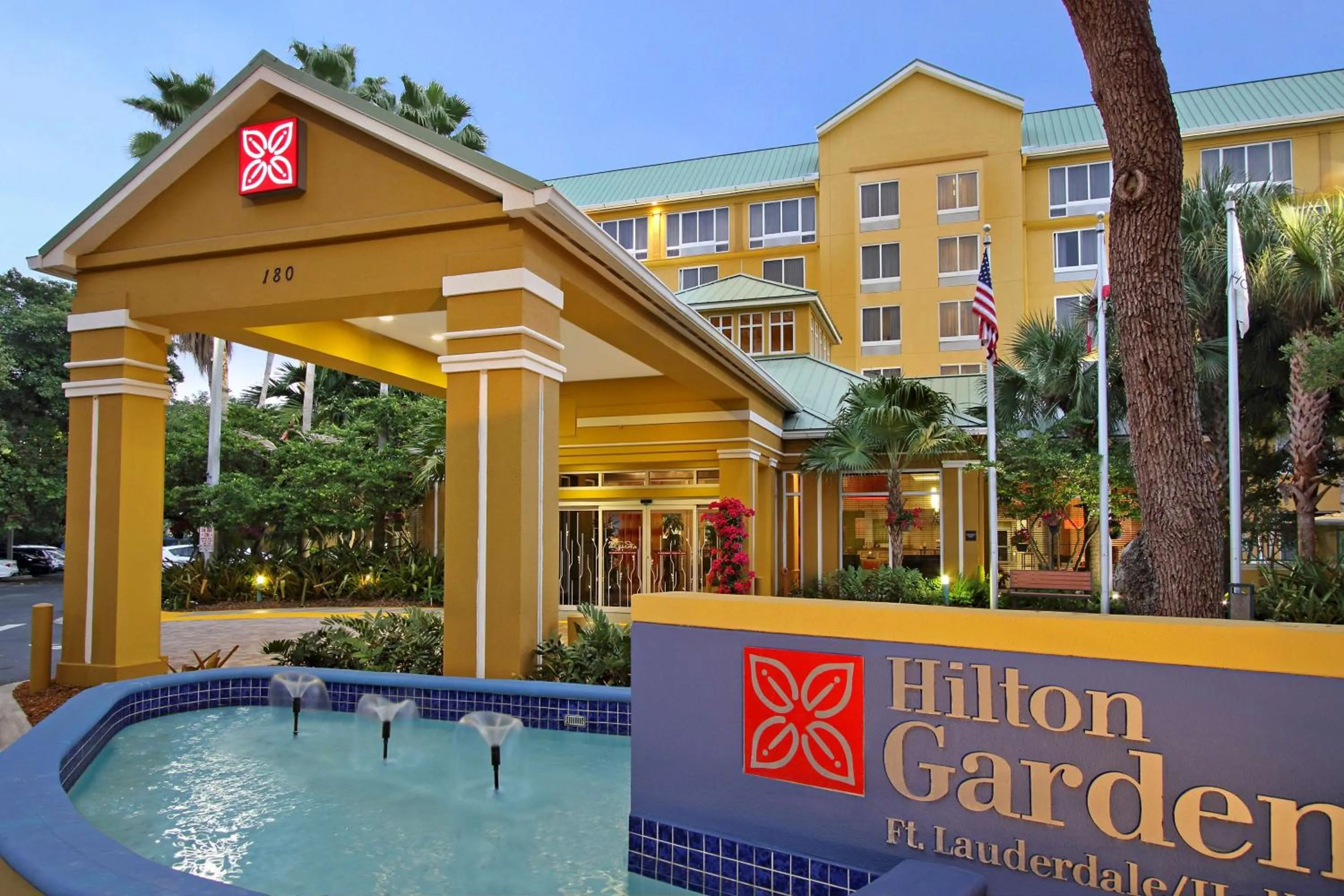 Property building in Hilton Garden Inn Ft. Lauderdale Airport-Cruise Port